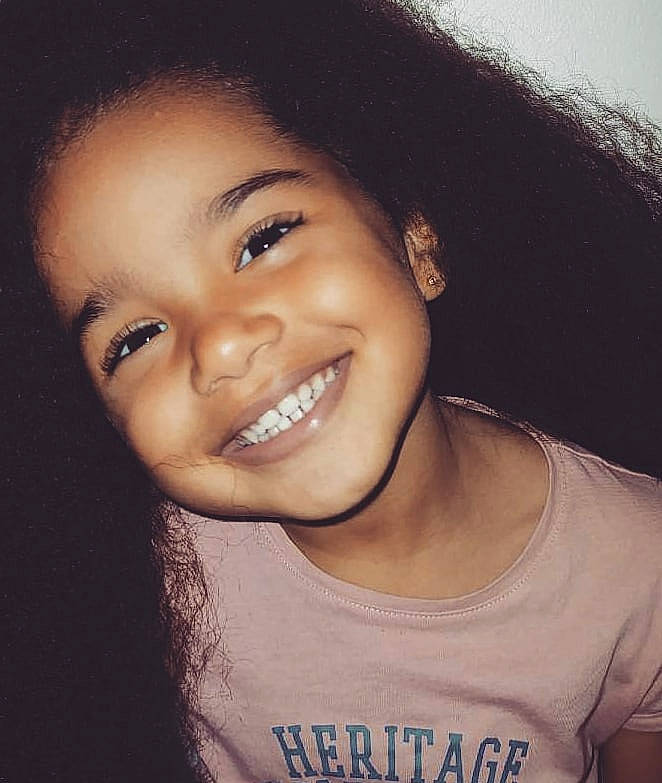 Haylee participe au concours pour gagner de l'argent avec cette photo : cheek, chin, ear, eye, eyebrow, eyelash, face, flash_photography, forehead, hair, happy, head, jaw, joy, lip, mouth, nose, organ, person, skin