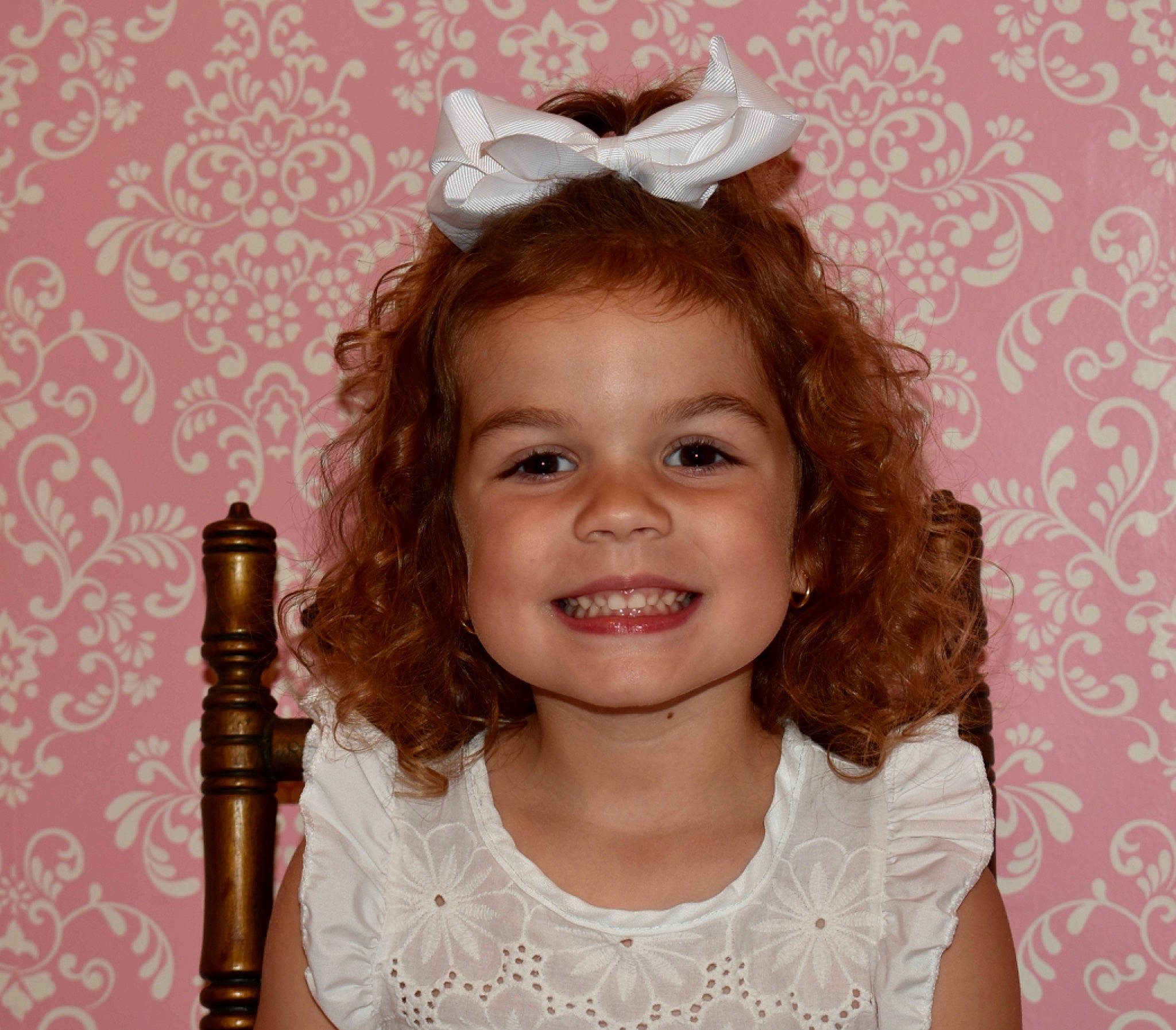 Allie is registered to the contest to win money with this photo: beauty, blond, cheek, ear, eye, eyebrow, eyelash, flash_photography, gesture, hair, hairstyle, happy, headband, headpiece, iris, joy, lip, long_hair, person, pink