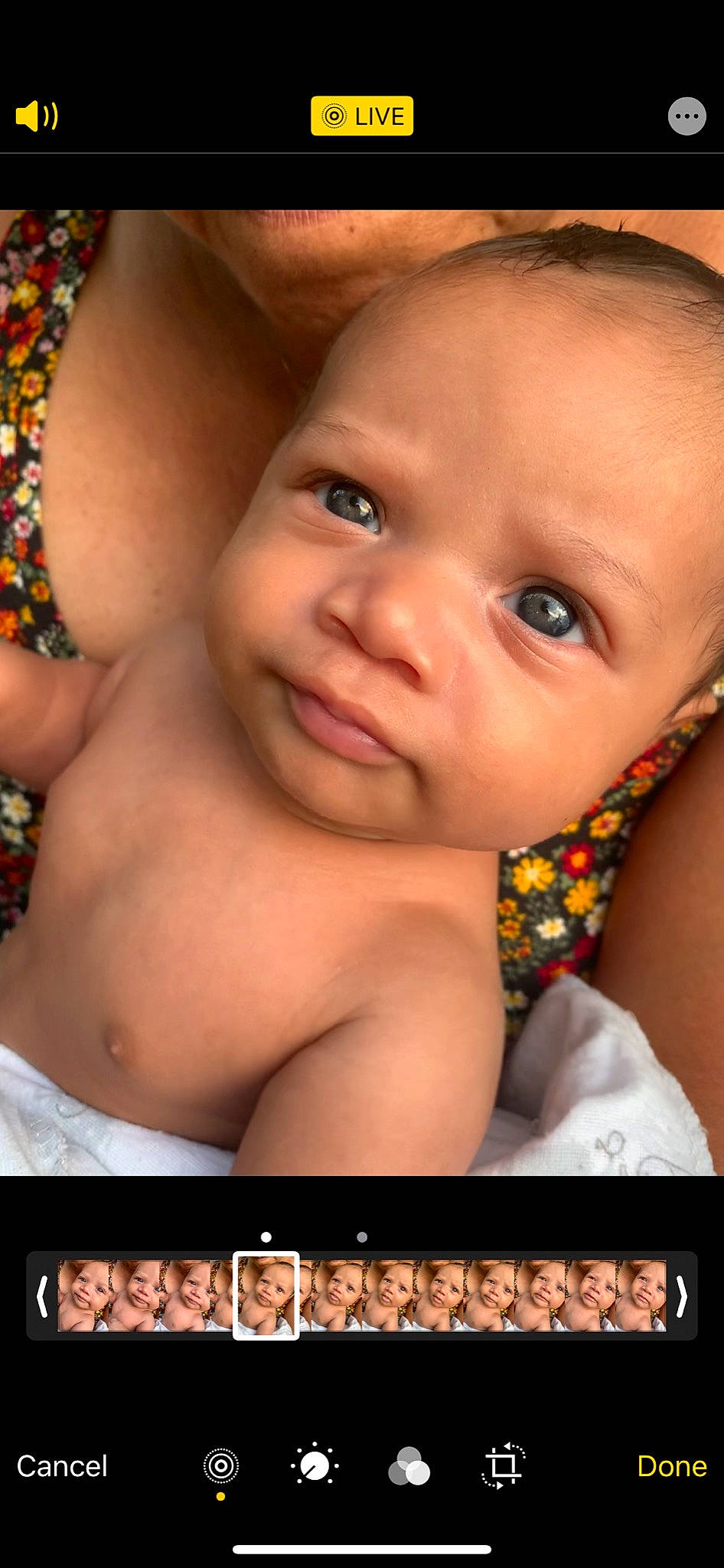 Tempo is registered to the contest to win money with this photo: cheek, chest, child, close_up, face, forehead, head, lip, mouth, muscle, neck, nose, person, photography, skin, smile, toddler