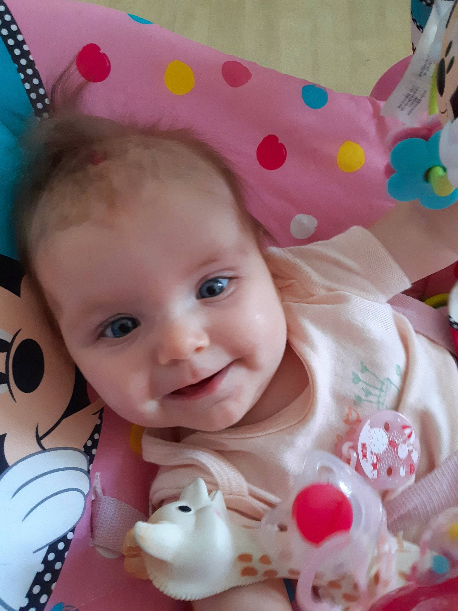 Melody participe au concours pour gagner de l'argent avec cette photo : cheek, child, eye, face, girl, head, human_hair_color, infant, iris, joy, mouth, nose, person, pink, play, product, skin, smile, sugar_paste, sweetness