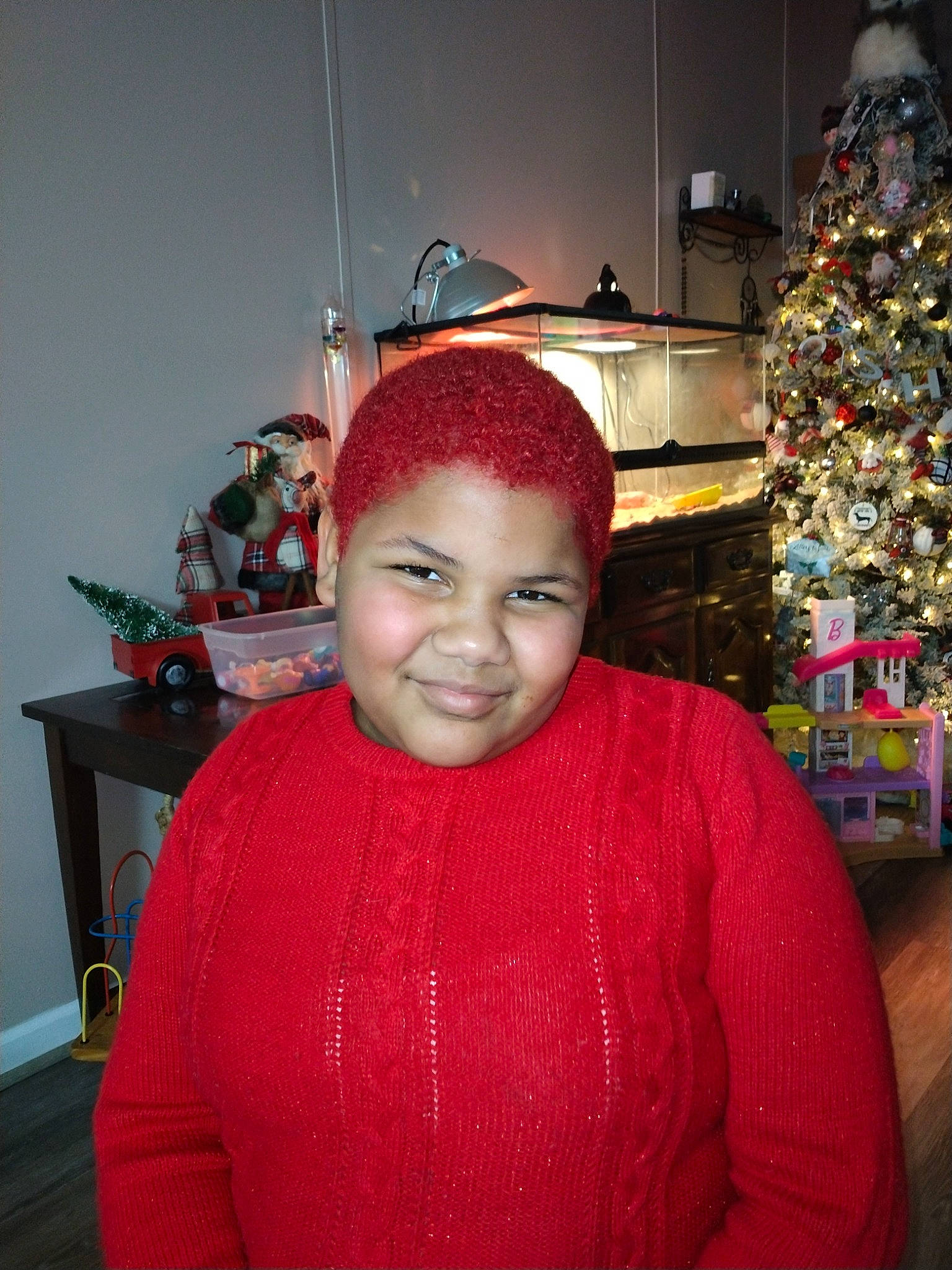 Mashayla joined the competition — help win amazing prizes! christmas, christmas_decoration, christmas_ornament, christmas_tree, conifer, event, fashion_accessory, fun, happy, headwear, holiday, holiday_ornament, jewellery, joy, magenta, ornament, person, room, sleeve, smile