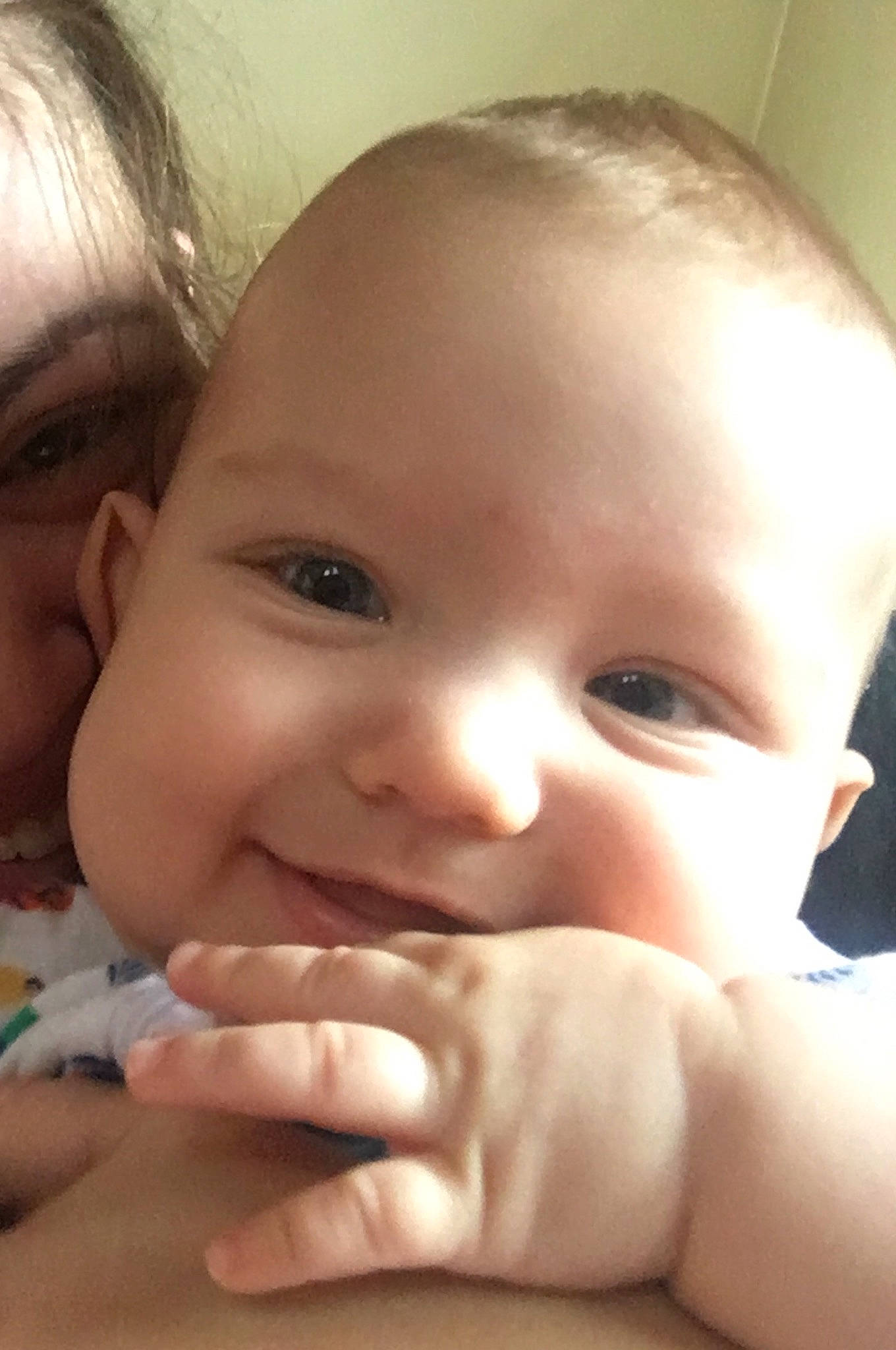 Oden is registered to the contest to win money with this photo: cheek, ear, eyebrow, eyelash, face, finger, forehead, gesture, hair, happy, head, iris, jaw, joy, lip, mouth, muscle, nose, person, skin