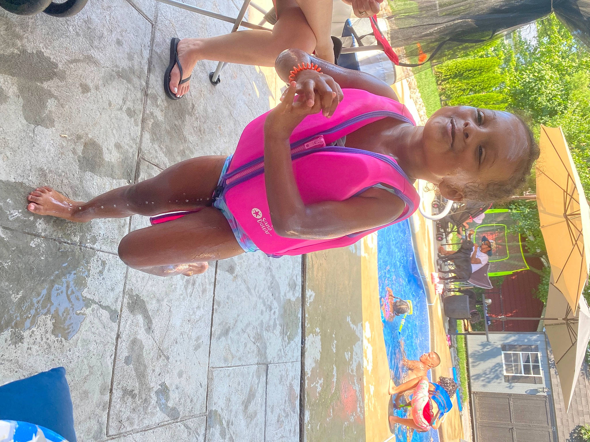 Jamylah is registered to the contest to win money with this photo: abdomen, chest, fun, human_leg, joy, knee, leisure, magenta, person, physical_fitness, pink, recreation, shorts, smile, sportswear, summer, swimwear, thigh, tree, trunk