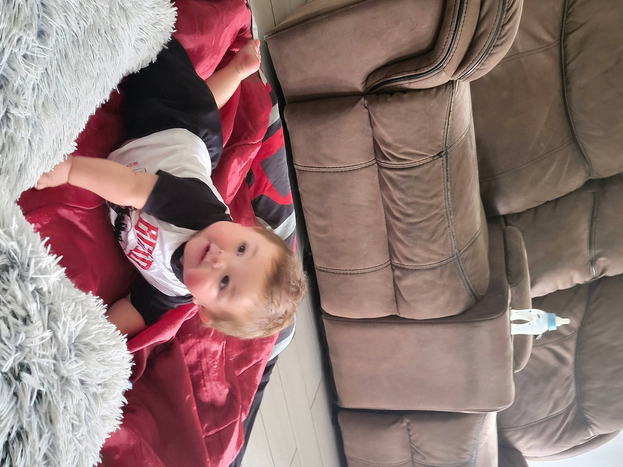 Landyn is registered to the contest to win money with this photo: baby, baby_carriage, baby_products, baby_toddler_clothing, bag, car_seat, carmine, child, comfort, fun, happy, linens, person, room, sitting, smile, textile, toddler, tree, vacation
