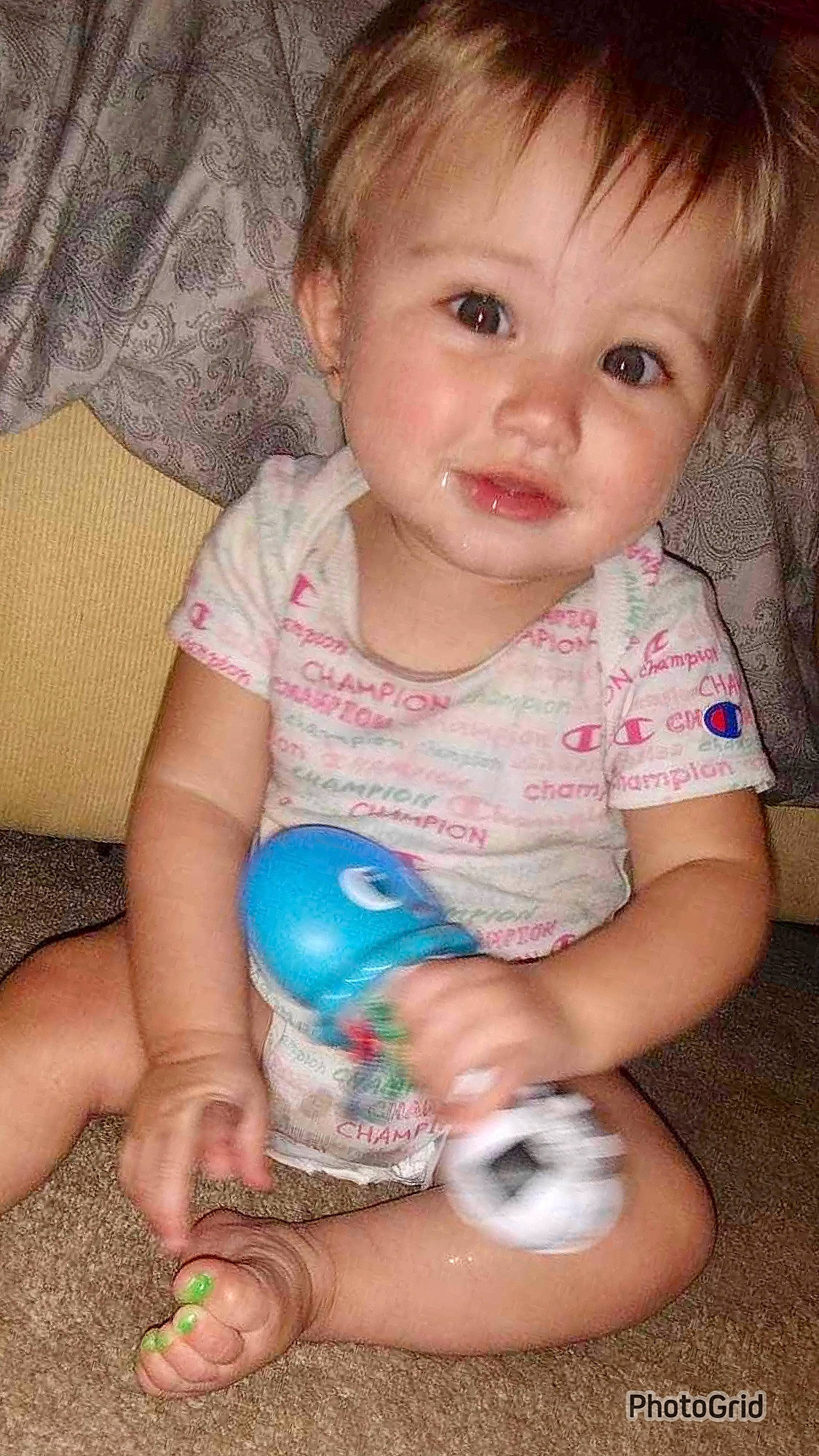 Nova is registered to the contest to win money with this photo: arm, baby, baby_toddler_clothing, cheek, eyelash, finger, fun, hand, happy, iris, lip, mouth, nose, people, person, pink, skin, sleeve, smile, toddler