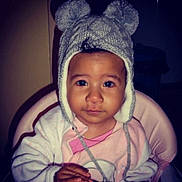 Ashley participe au concours pour gagner de l'argent avec cette photo :