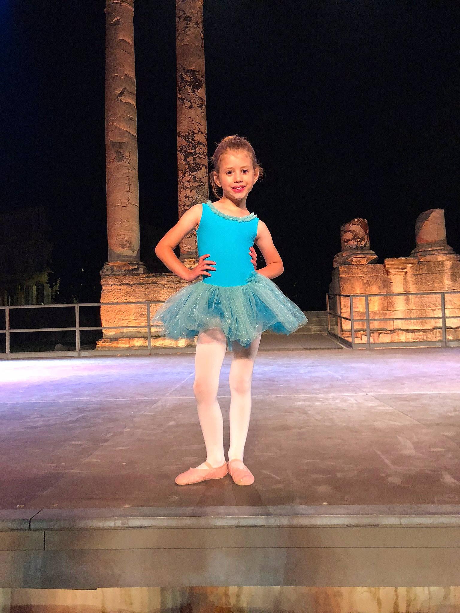 Maïssane a rejoint le concours — aidez-le/la à gagner de superbes lots ! ballet, ballet_dancer, ballet_tutu, choreography, concert_dance, costume, dance, dancer, entertainment, event, joy, leg, modern_dance, musical_theatre, performance, performance_art, performing_arts, person, stage