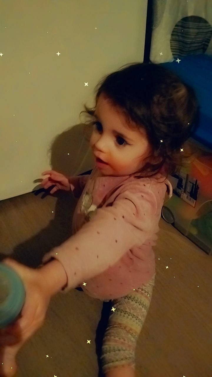 Lynna participe au concours pour gagner de l'argent avec cette photo : black_hair, cheek, child, cool, ear, eye, eyebrow, facial_expression, fun, happy, iris, mouth, neck, nose, person, shoulder, skin, sleeve, standing, thumb