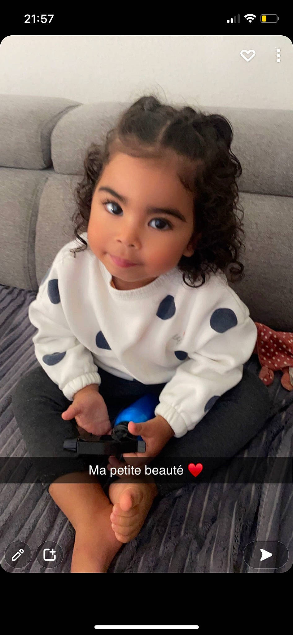 Yasmine participe au concours pour gagner de l'argent avec cette photo : arm, baby_toddler_clothing, brown_hair, cheek, child, comfort, doll, eye, eyelash, fashion_design, flash_photography, flooring, fur, hair, happy, person, sitting, sleeve, thigh, thumb