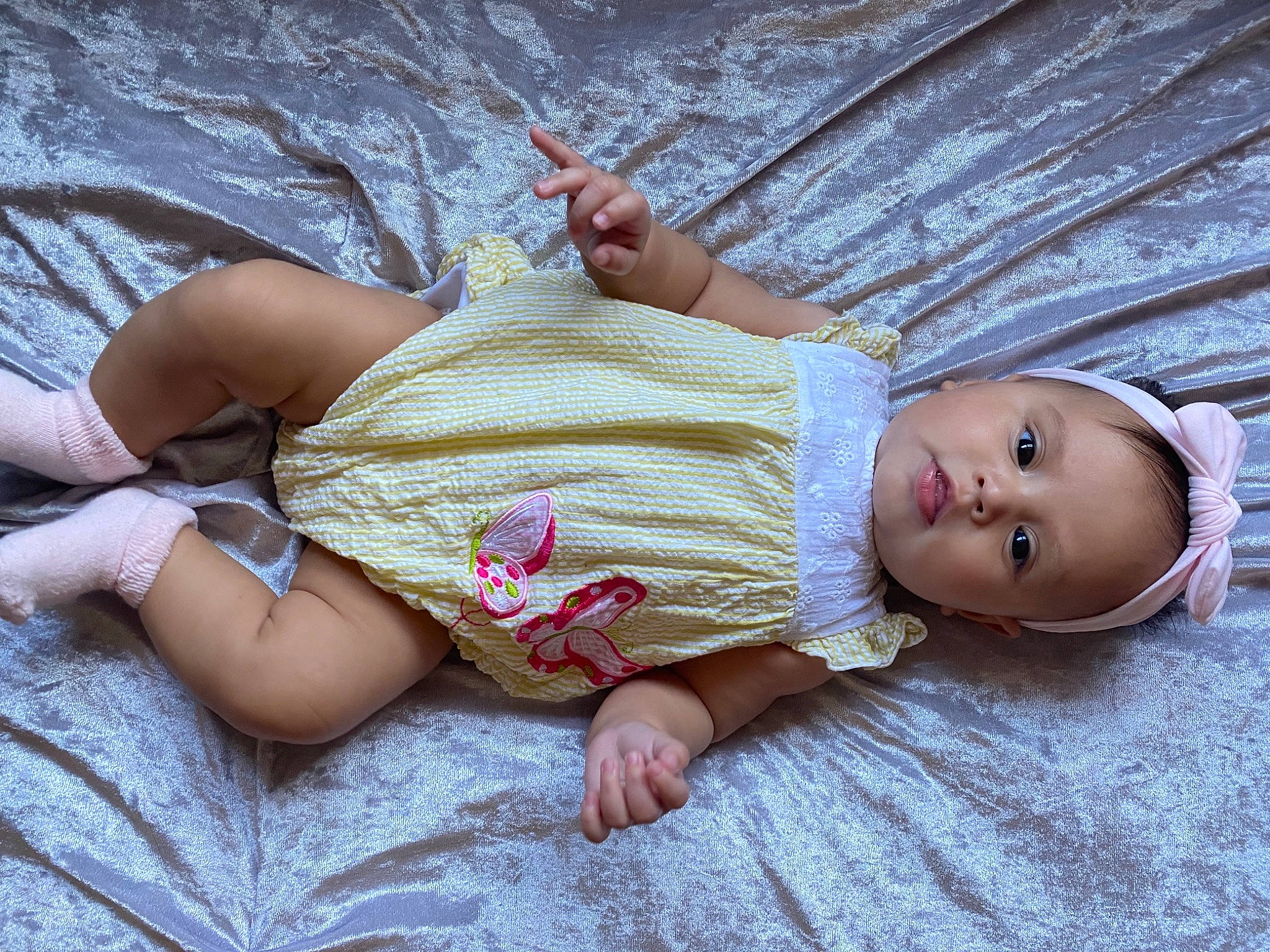 Alizah is registered to the contest to win money with this photo: baby, baby_toddler_clothing, comfort, eye, finger, grass, hand, head, human_body, joint, mammal, mouth, person, pink, skin, textile, thigh, toddler, trunk, vertebrate