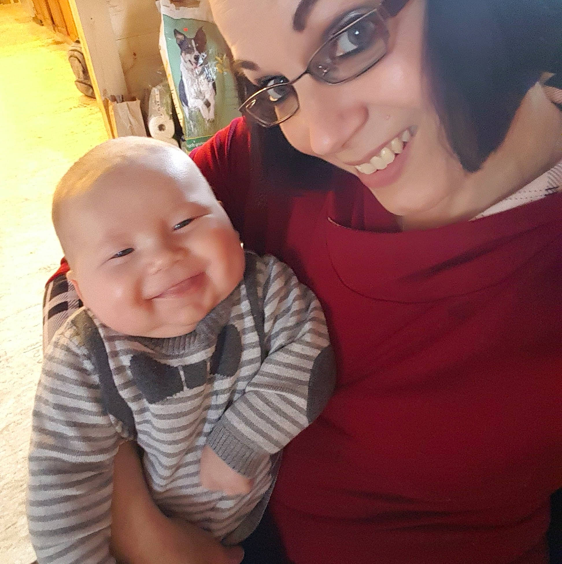 Witten is registered to the contest to win money with this photo: baby, cheek, child, cool, daughter, eyewear, face, fun, glasses, happy, head, joy, love, mother, nose, people, person, photography, selfie, skin