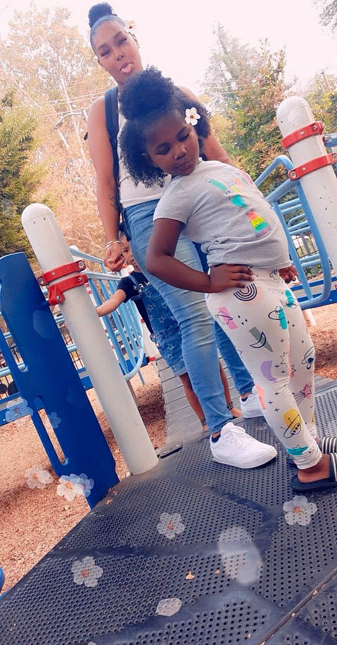 Zailonie joined the competition — help win amazing prizes! blue, cool, denim, electric_blue, event, eyewear, fun, happy, human_leg, leg, leisure, person, recreation, sandal, sneakers, street_fashion, style, sunglasses, t_shirt, thigh