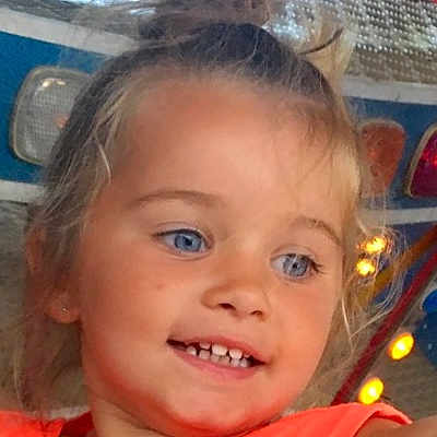 Eden participe au concours pour gagner de l'argent avec cette photo :