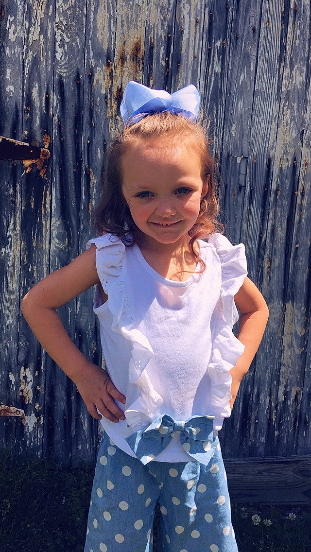 Aubre is registered to the contest to win money with this photo: blue, child, child_model, hair_accessory, headband, joy, person, photography, smile, textile, toddler