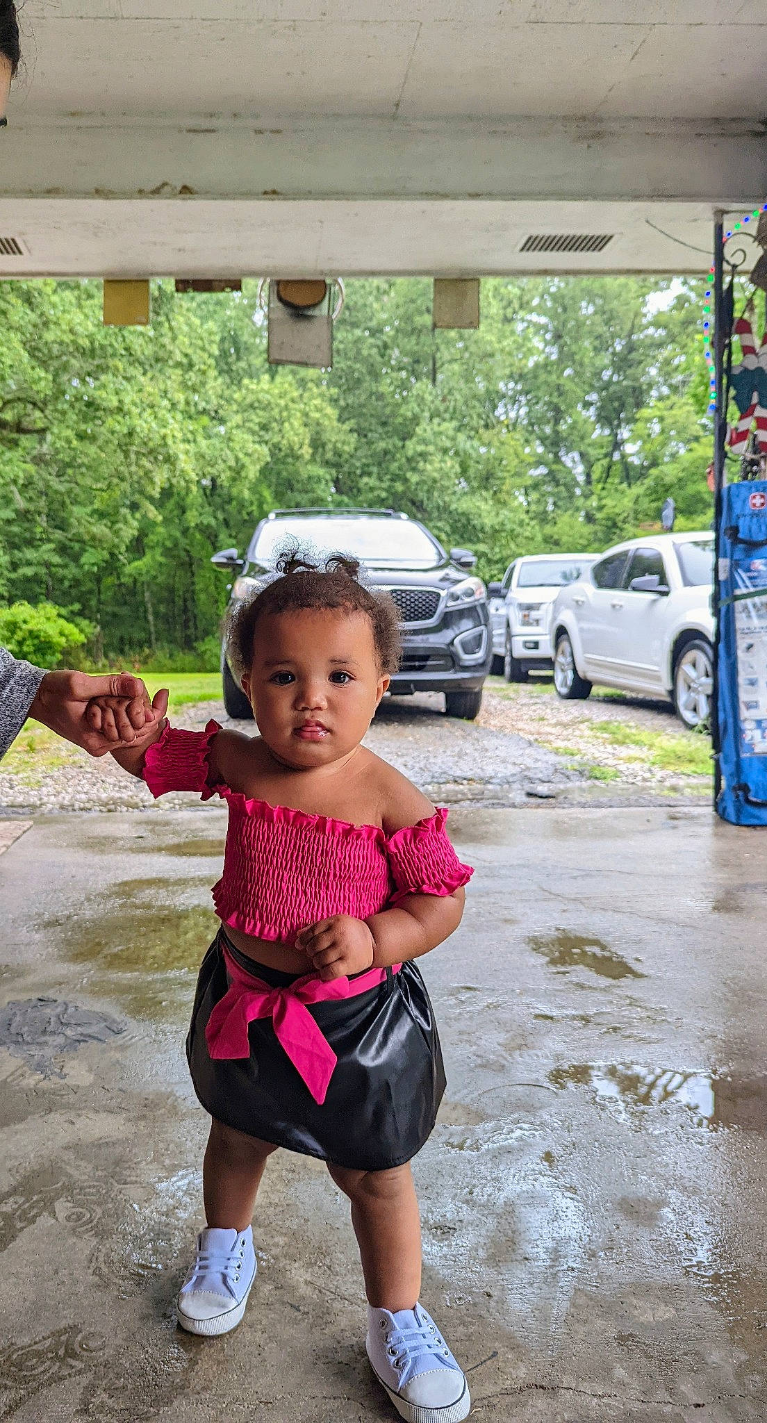 Talia is registered to the contest to win money with this photo: automotive_tire, car, child, event, family_car, fun, grass, happy, leisure, luxury_vehicle, motor_vehicle, person, recreation, road, tire, toddler, tree, vehicle, vehicle_door, water