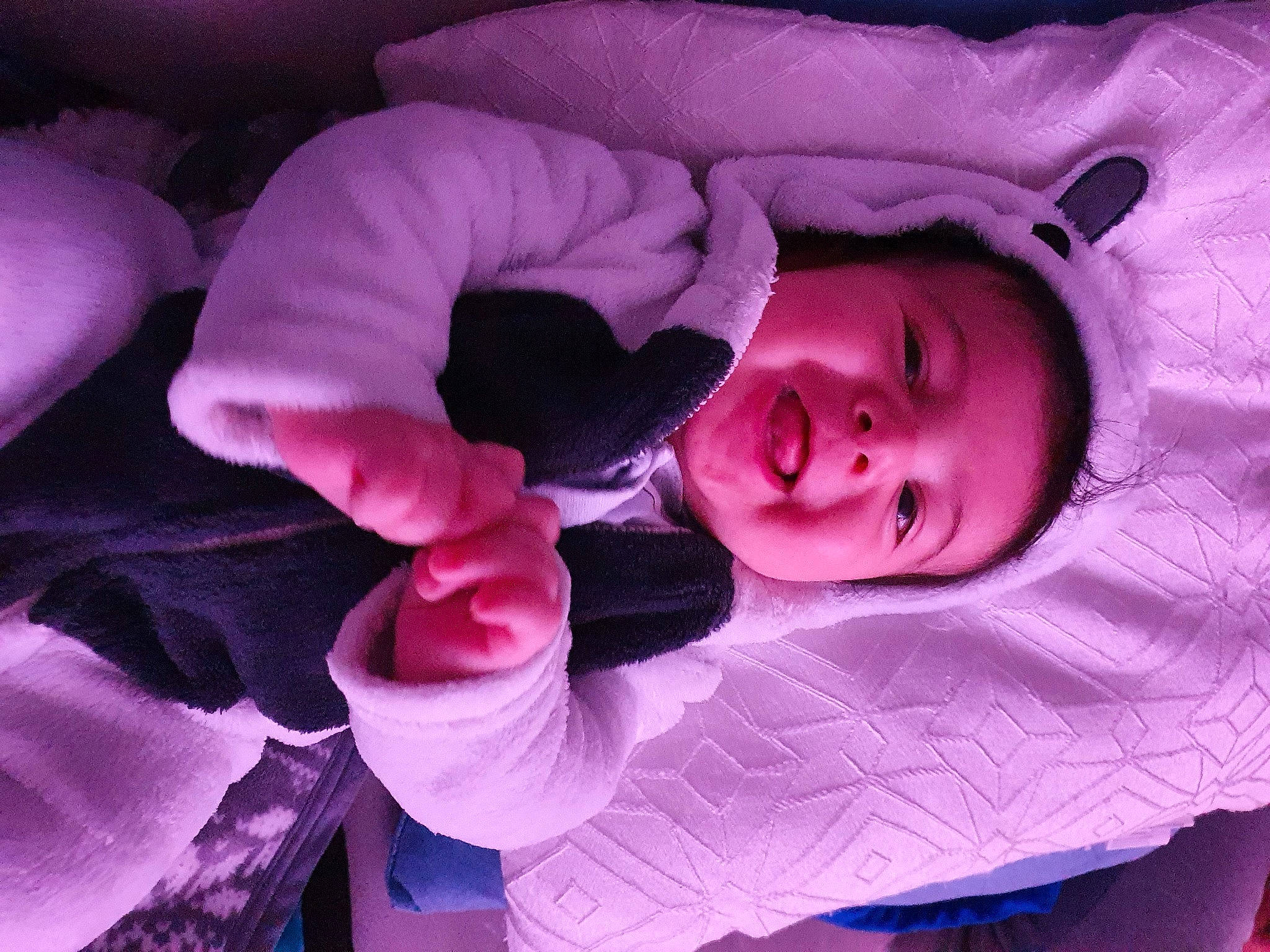 Sohan participe au concours pour gagner de l'argent avec cette photo : baby, baby_toddler_clothing, cheek, eye, gesture, happy, jacket, lip, magenta, mouth, nose, outerwear, person, pink, purple, skin, smile, textile, toddler, tree