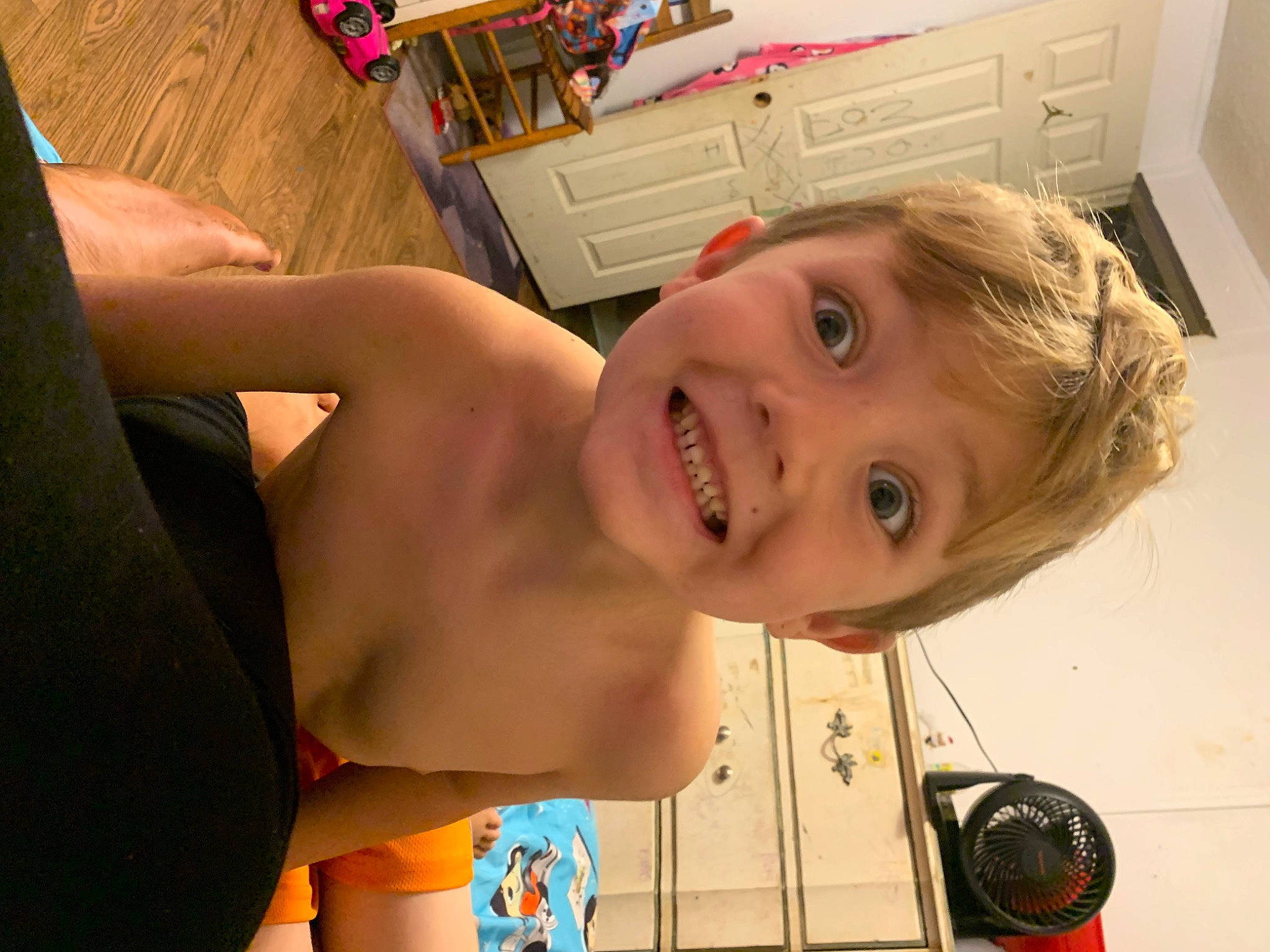 Elias is registered to the contest to win money with this photo: bathing, cheek, chest, chin, eye, eyebrow, eyelash, face, facial_expression, fun, happy, iris, joy, mouth, neck, nose, person, shoulder, skin, smile