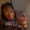 Saniya M.