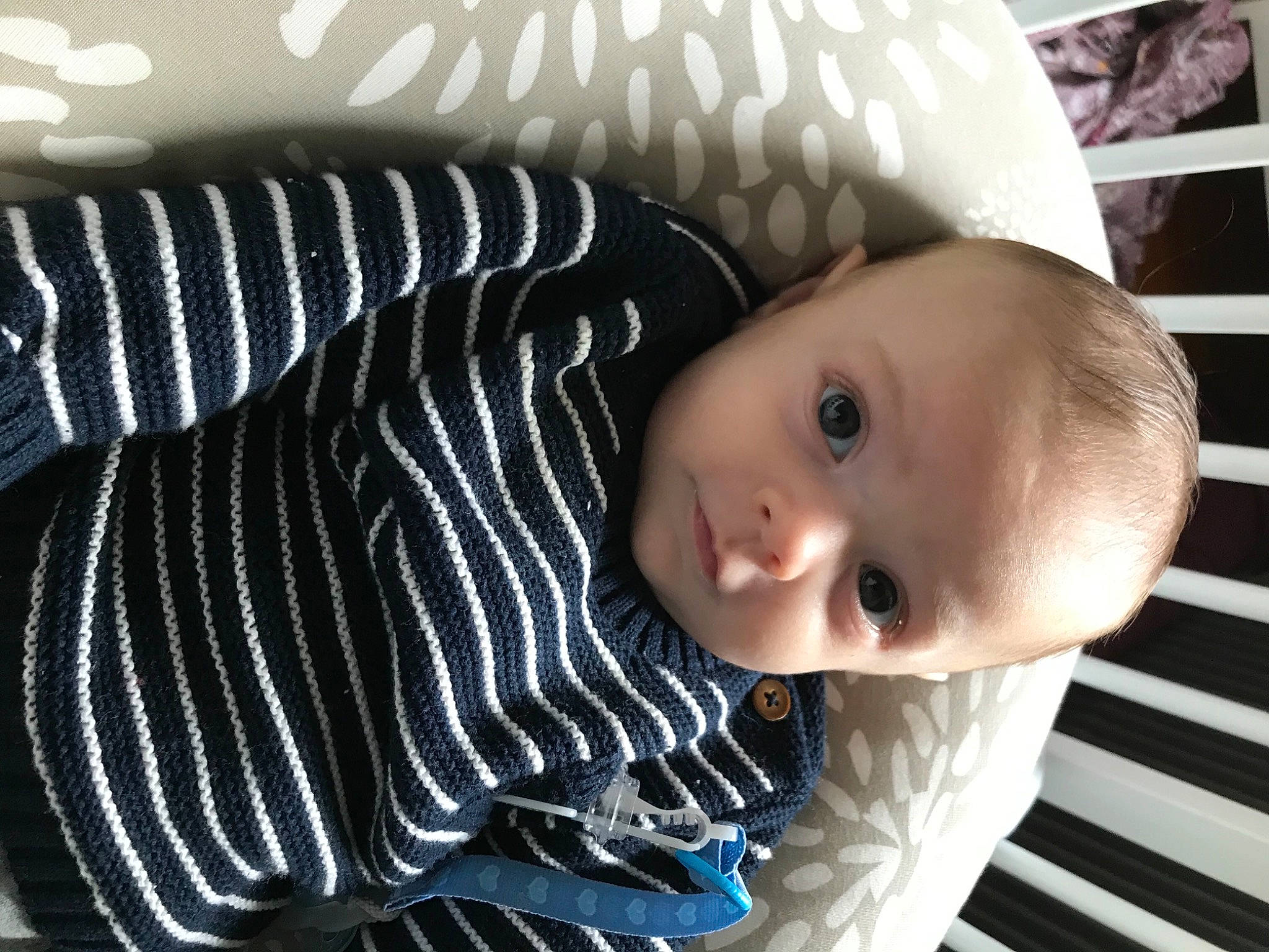 Oihan participe au concours pour gagner de l'argent avec cette photo : baby, baby_safety, baby_toddler_clothing, cheek, child, comfort, eyelash, facial_expression, flash_photography, hairstyle, head, human, iris, mammal, nose, pattern, person, skin, sleeve, smile