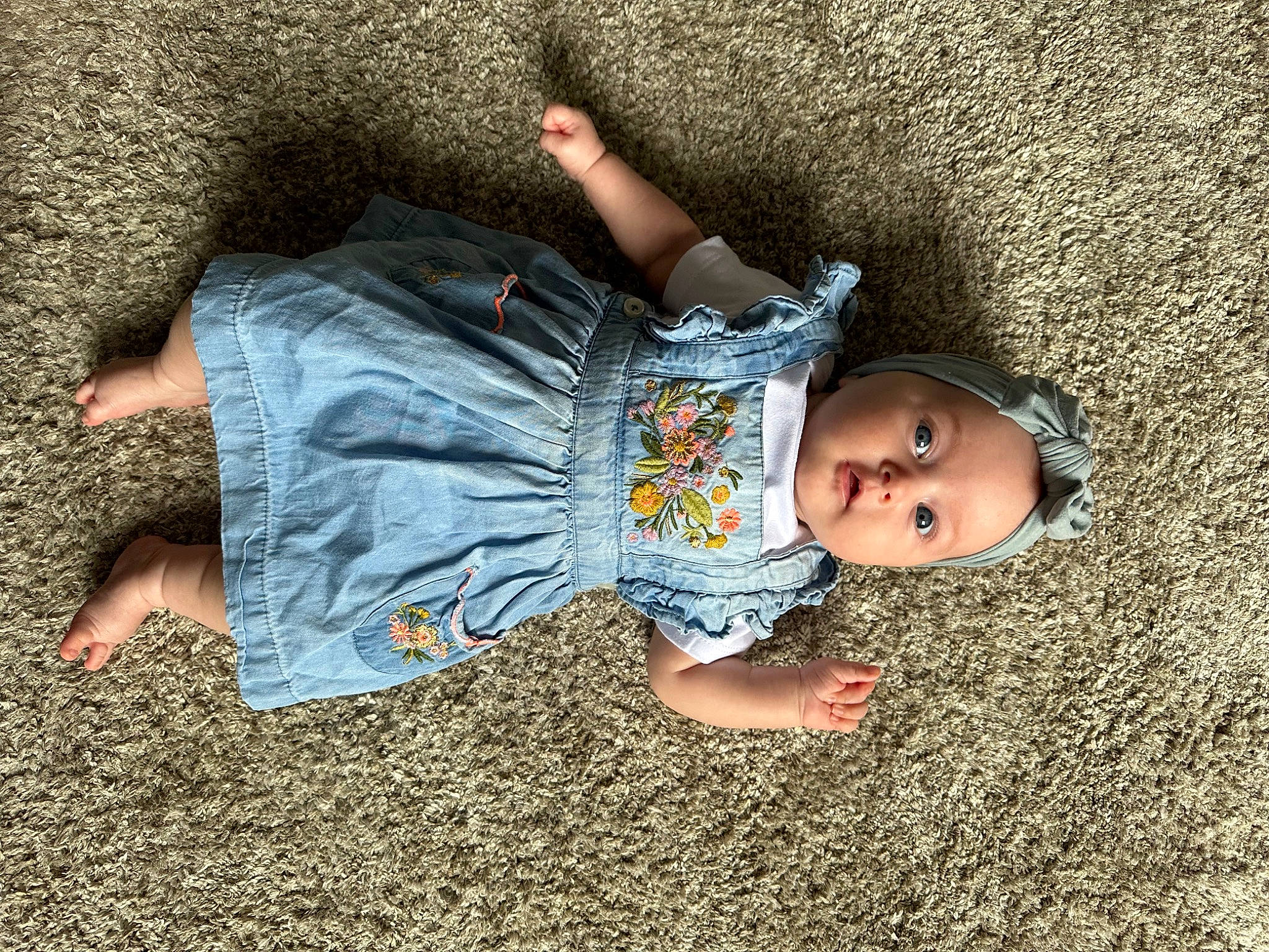 Aliana is registered to the contest to win money with this photo: arm, baby, child, comfort, finger, floor, flooring, fun, grass, happy, human_body, leaf, leg, people_in_nature, person, skin, sunlight, tints_and_shades, toddler, tree