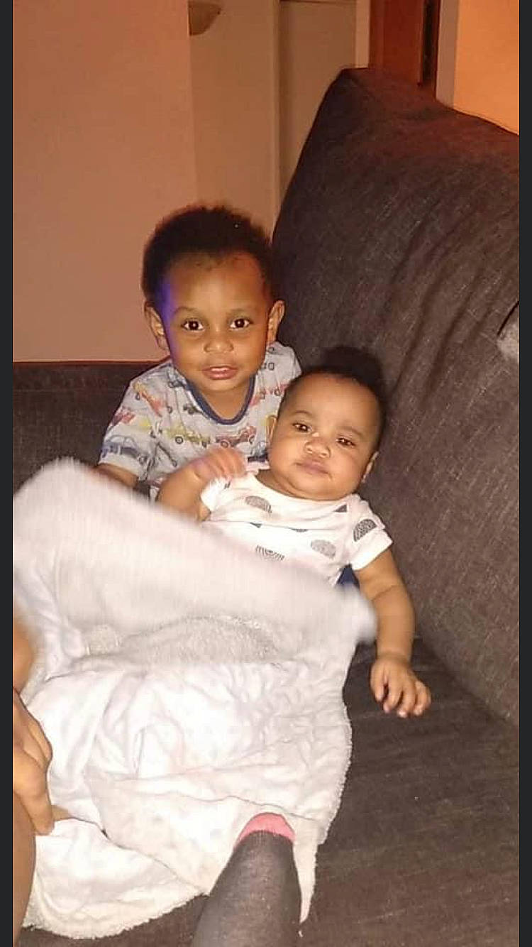 Everett is registered to the contest to win money with this photo: baby, cheek, child, joy, people, person, sibling, sitting, skin, smile, toddler