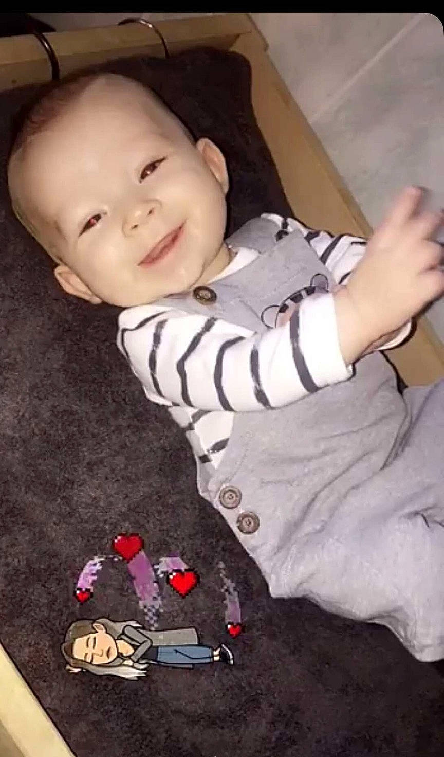 éden a rejoint le concours — aidez-le/la à gagner de superbes lots ! baby, cheek, child, joy, person, play, toddler