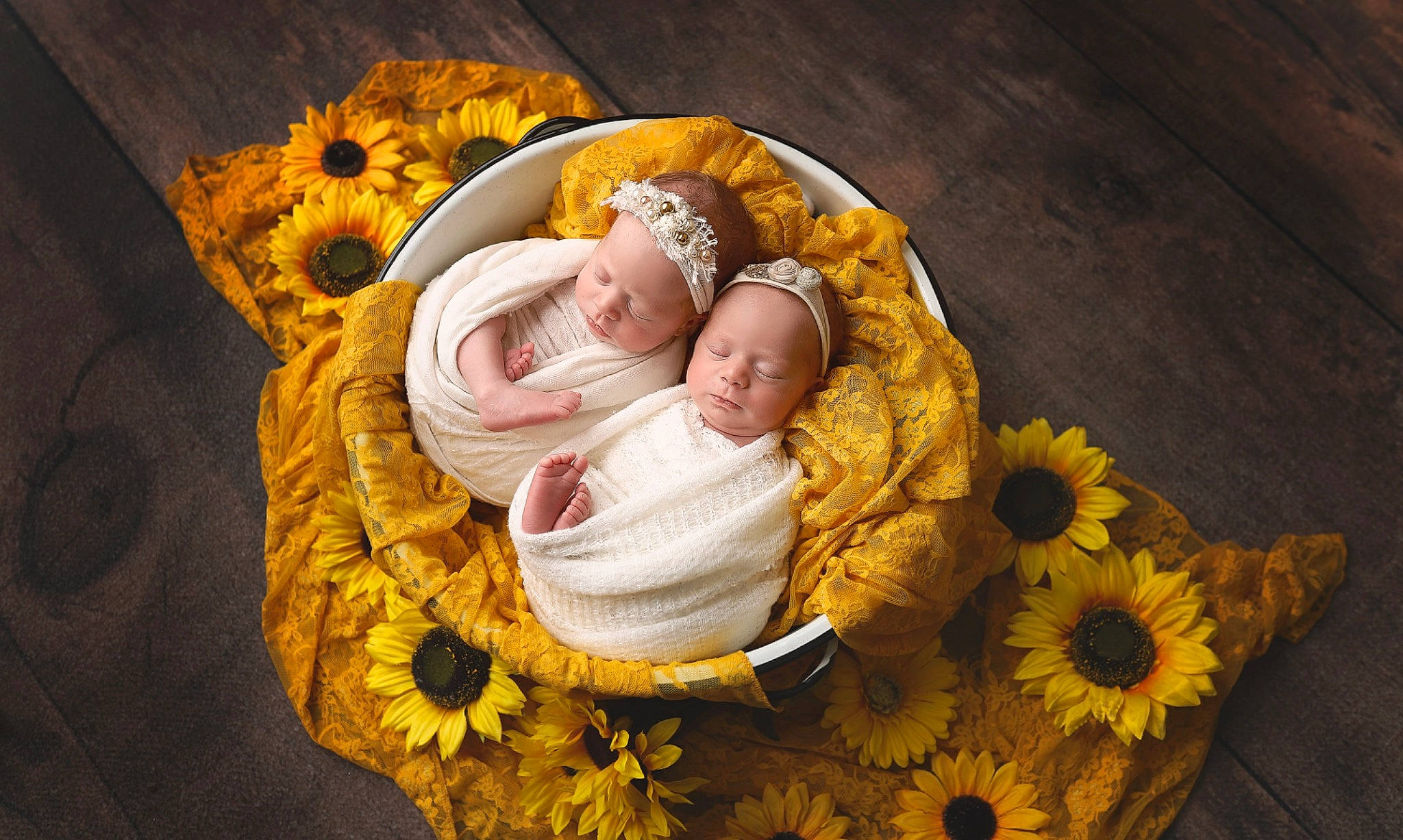 Reeder Twins joined the competition — help win amazing prizes! baby, baby_products, baby_sleeping, baby_toddler_clothing, basket, bedding, child, comfort, cut_flowers, eye, flower, flower_arranging, happy, head, linens, person, petal, room, rose, sweetness