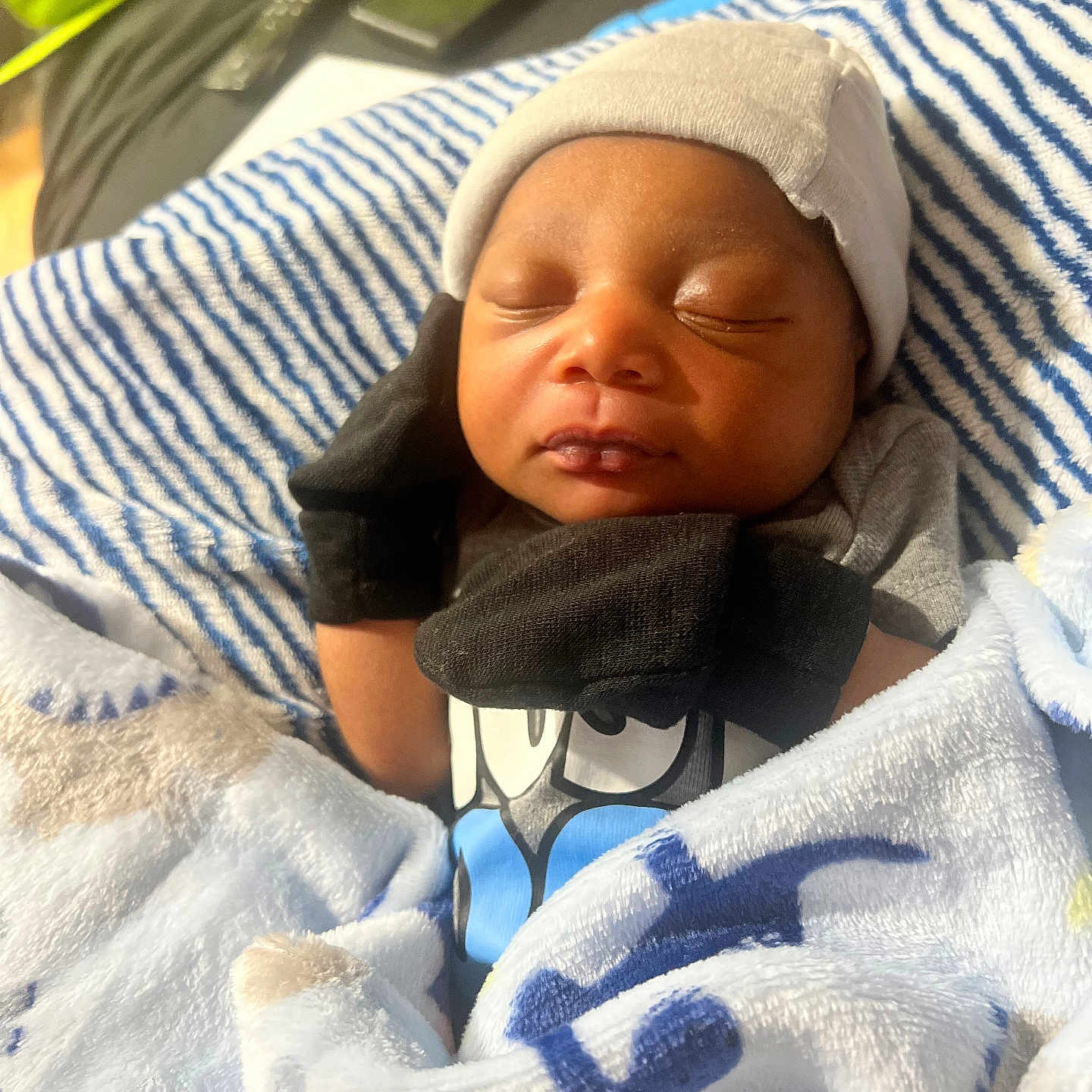 Kamir is registered to the contest to win money with this photo: architecture, baby, bed, blanket, building, cap, clothing, face, furniture, glove, hat, head, hospital, newborn, person, photography, portrait, quilt, sleeping, towel