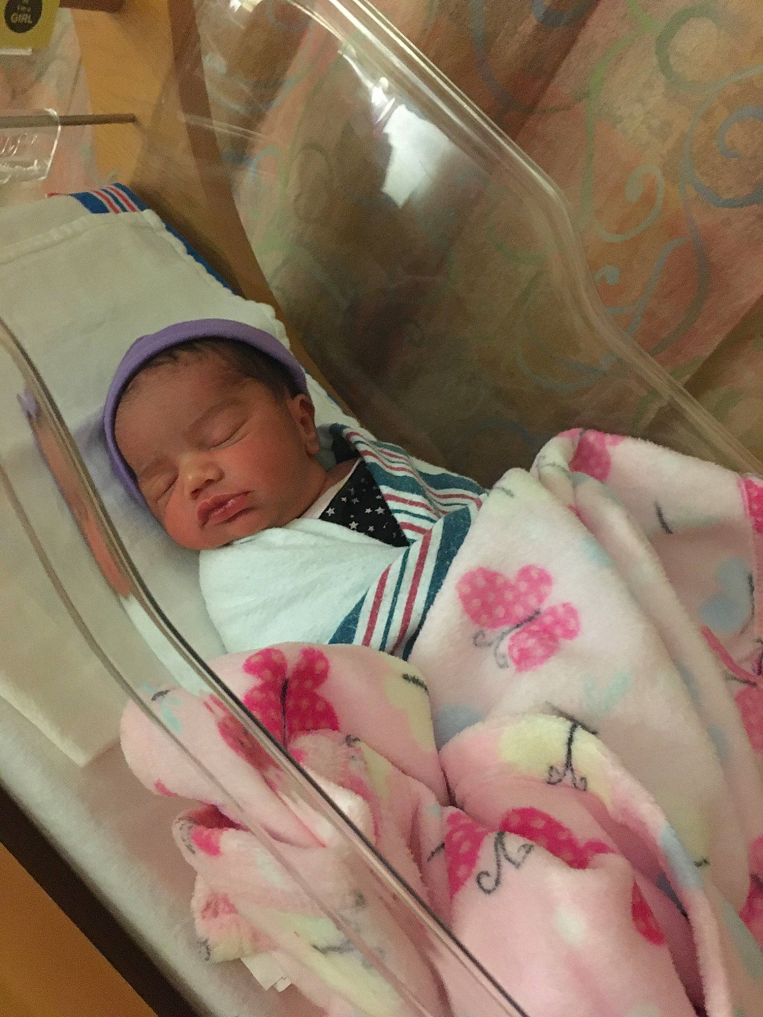 Kailani is registered to the contest to win money with this photo: baby, birth, child, childbirth, person