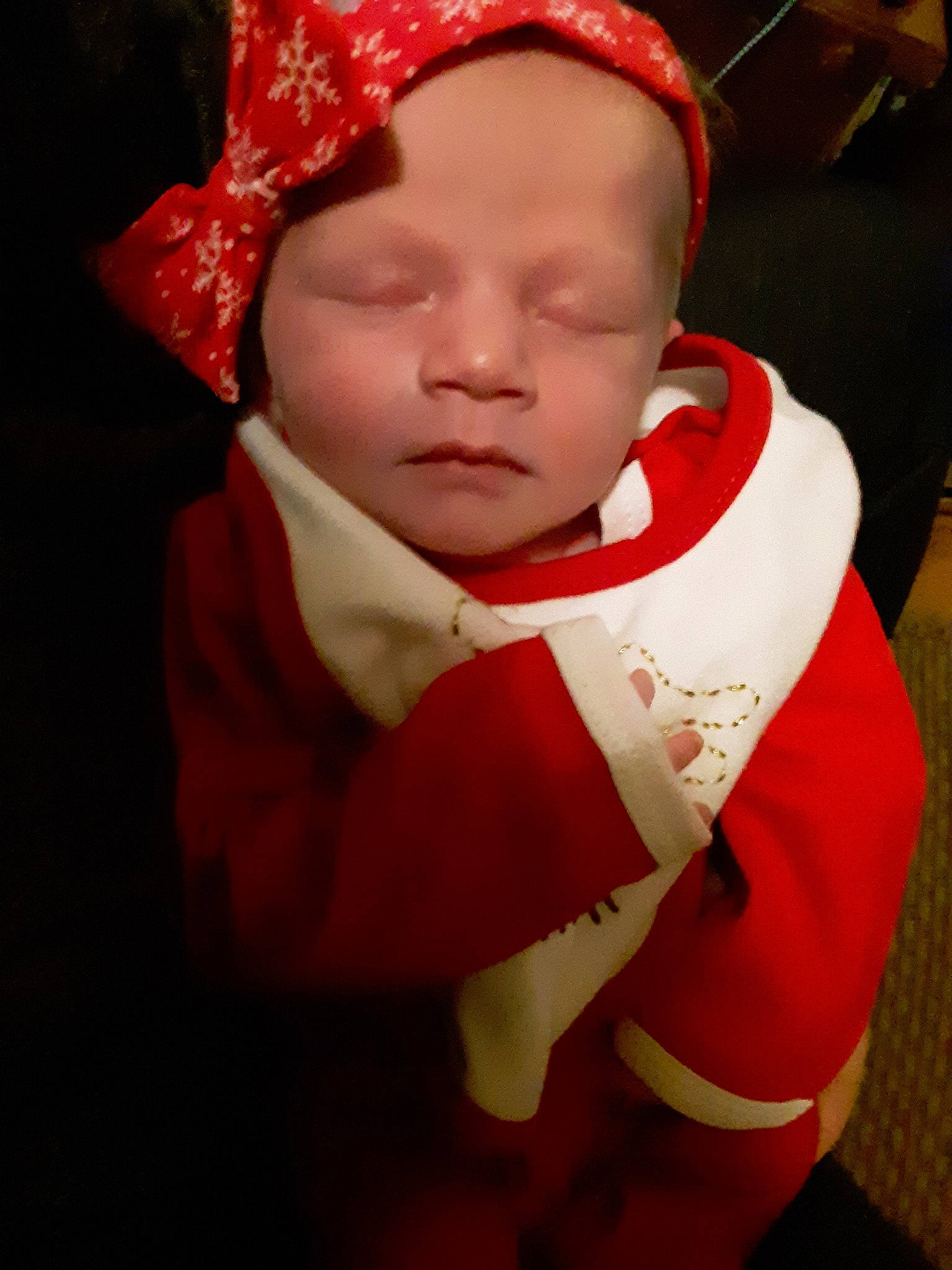 Roslynn joined the competition — help win amazing prizes! cheek, child, girl, hair_accessory, headgear, infant, person, product, red, skin, smile, toddler