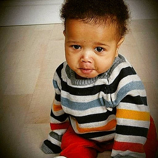 Decorian is registered to the contest to win money with this photo: baby, beauty, cheek, child, chin, cool, eye, face, facial_expression, forehead, hair, hairstyle, head, lip, male, nose, person, skin, smile, standing