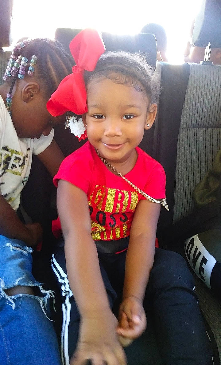 Destinee is registered to the contest to win money with this photo: cheek, child, cool, daughter, fun, happy, joy, people, person, skin, smile, toddler, vacation