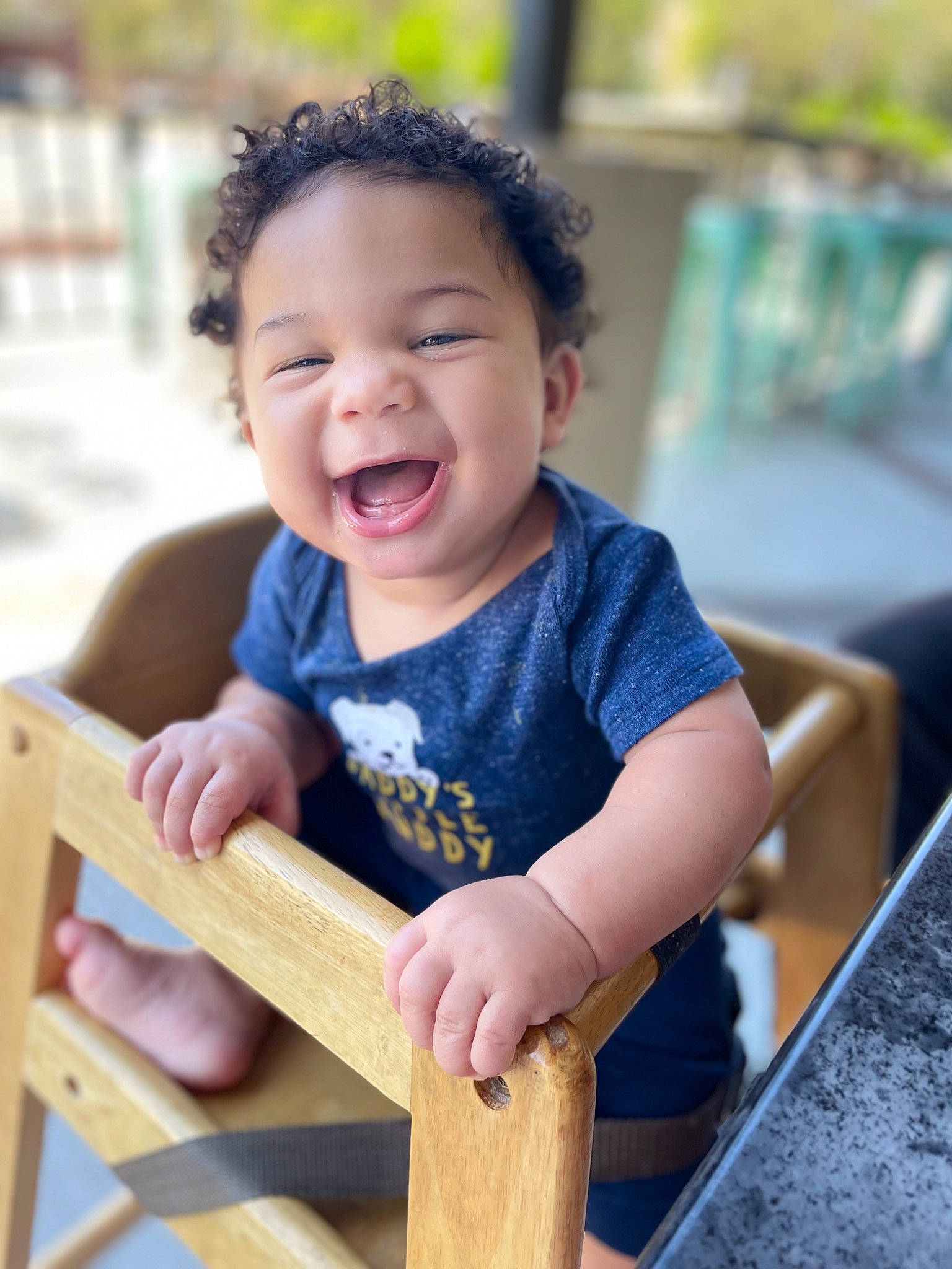 Ezekiel is registered to the contest to win money with this photo: baby, baby_toddler_clothing, chair, child, eye, fun, grass, happy, head, leisure, person, play, recreation, sitting, skin, sleeve, smile, summer, t_shirt, toddler