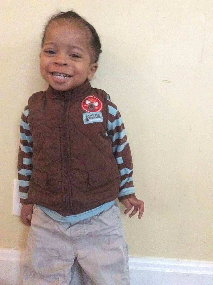 Kyngston is registered to the contest to win money with this photo: child, child_model, face, jacket, jeans, joy, male, outerwear, person, sleeve, smile, standing, t_shirt, toddler, top