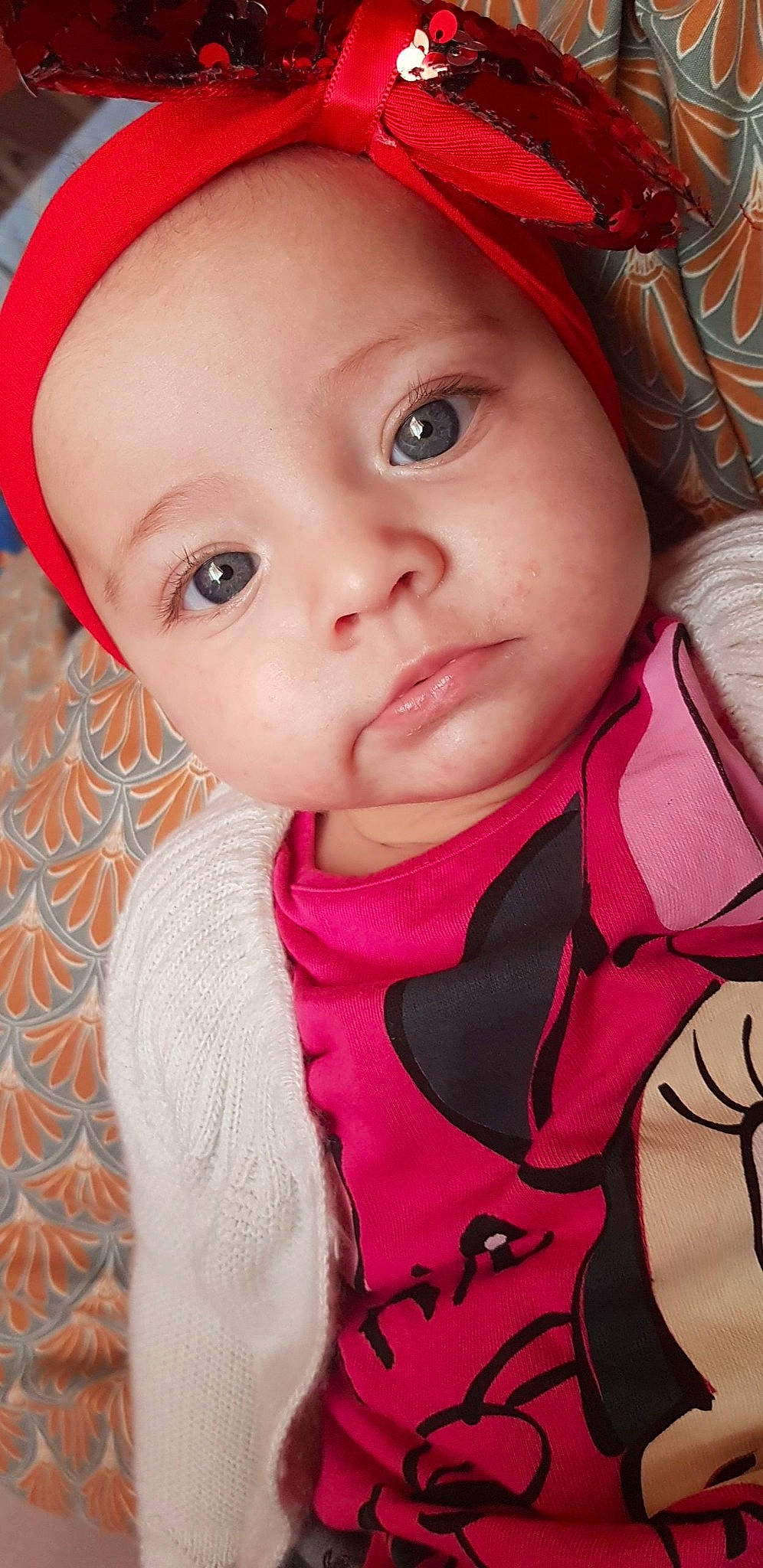 Solène a rejoint le concours — aidez-le/la à gagner de superbes lots ! baby, cheek, child, child_model, chin, cool, eye, eyebrow, face, forehead, head, headgear, iris, lip, mouth, nose, person, pink, skin, smile