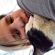 Oasis participe au concours pour gagner de l'argent avec cette photo :