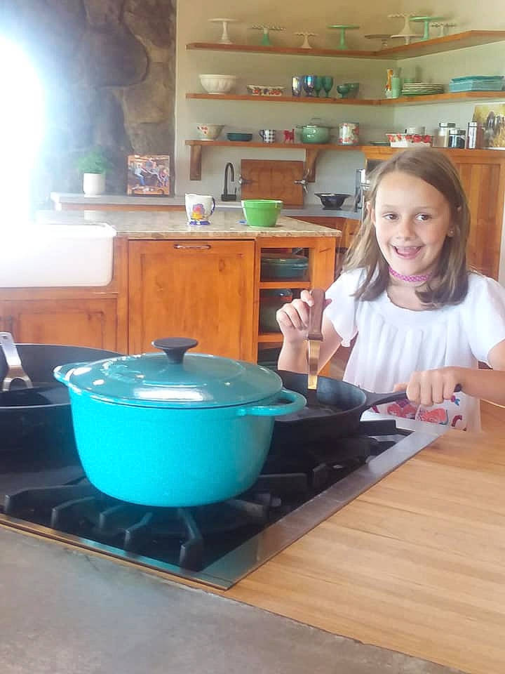 Ellen joined the competition — help win amazing prizes! baking, bowl, cooking, cookware_and_bakeware, joy, person, room, wok