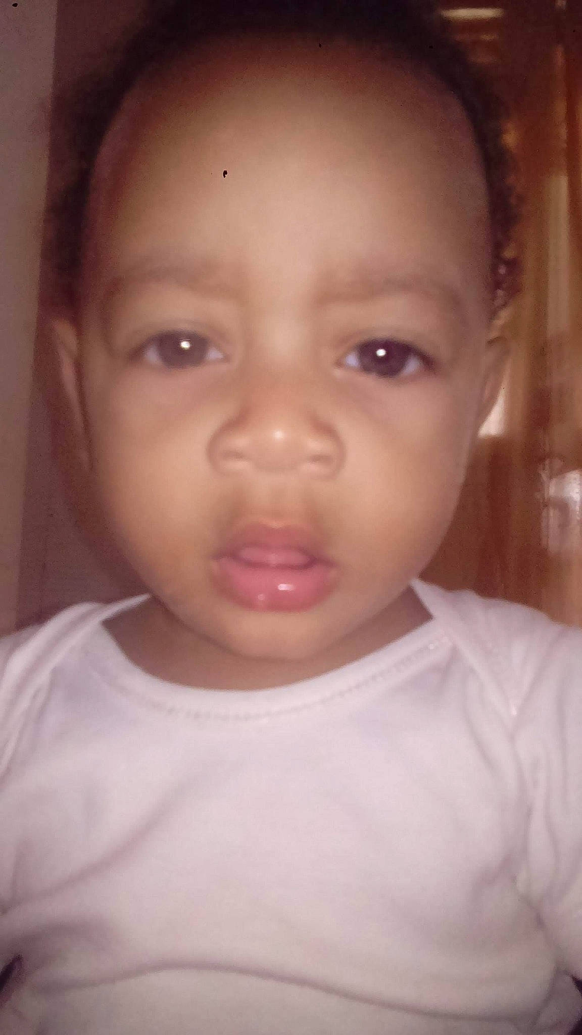 Nitaël a rejoint le concours — aidez-le/la à gagner de superbes lots ! baby, cheek, child, chin, ear, eyebrow, eyelash, facial_expression, flash_photography, forehead, gesture, happy, iris, jaw, lip, mouth, nose, person, skin, smile