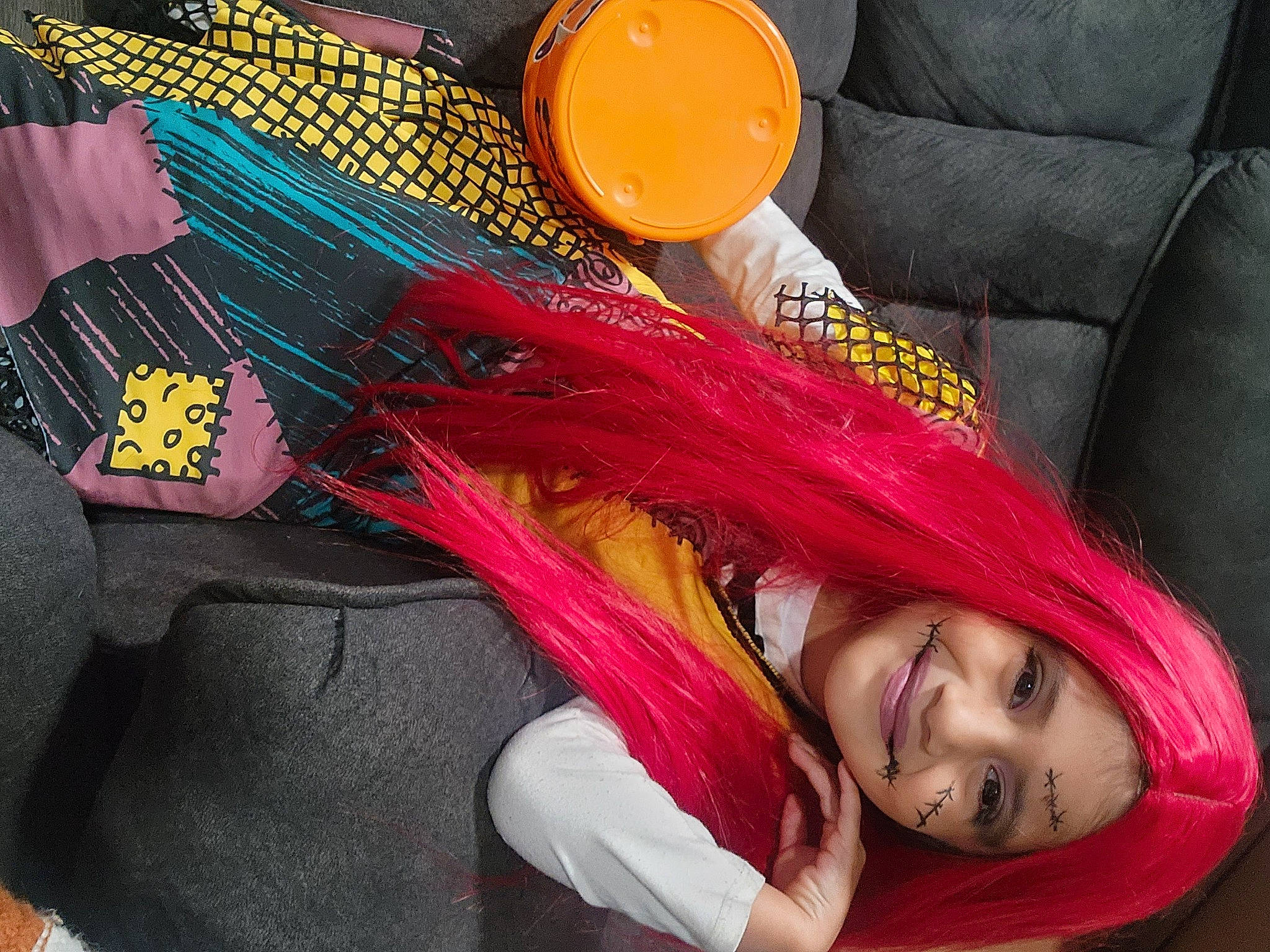 Alisson is registered to the contest to win money with this photo: bangs, chest, cool, fashion_accessory, feathered_hair, flash_photography, flesh, fun, hair_coloring, happy, headwear, jewellery, joy, layered_hair, lip, magenta, orange, person, plastic, red_hair