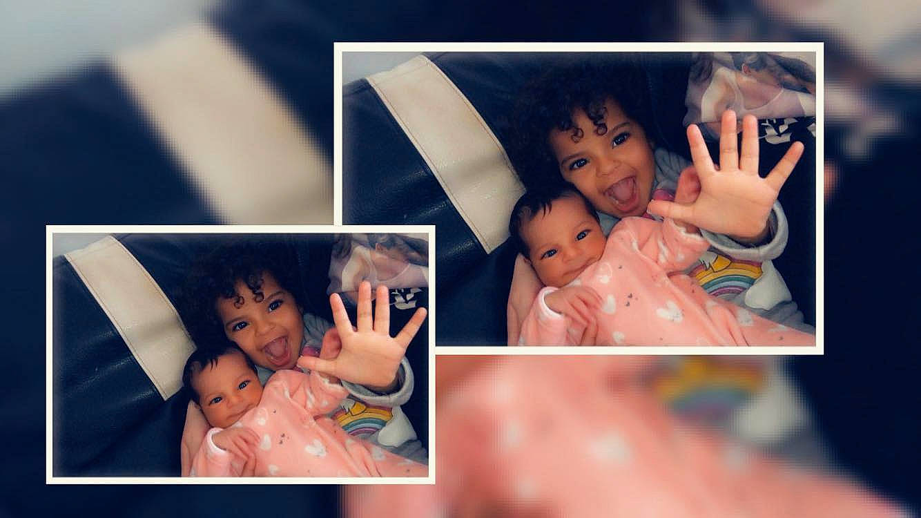 Kaylis participe au concours pour gagner de l'argent avec cette photo : arm, baby, cheek, child, collage, face, finger, flash_photography, friendship, fun, gesture, hand, happy, human_body, muscle, person, product, skin, smile, thumb