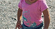 Calyana a rejoint le concours — aidez-le/la à gagner de superbes lots ! toddler, child, pink_bandana, pink_tshirt, jeans, sneakers, outdoor, gravel, playful, smiling, walking, sunlight, daylight, cute, happy, person, casual_clothing, headwear, nature, small_child