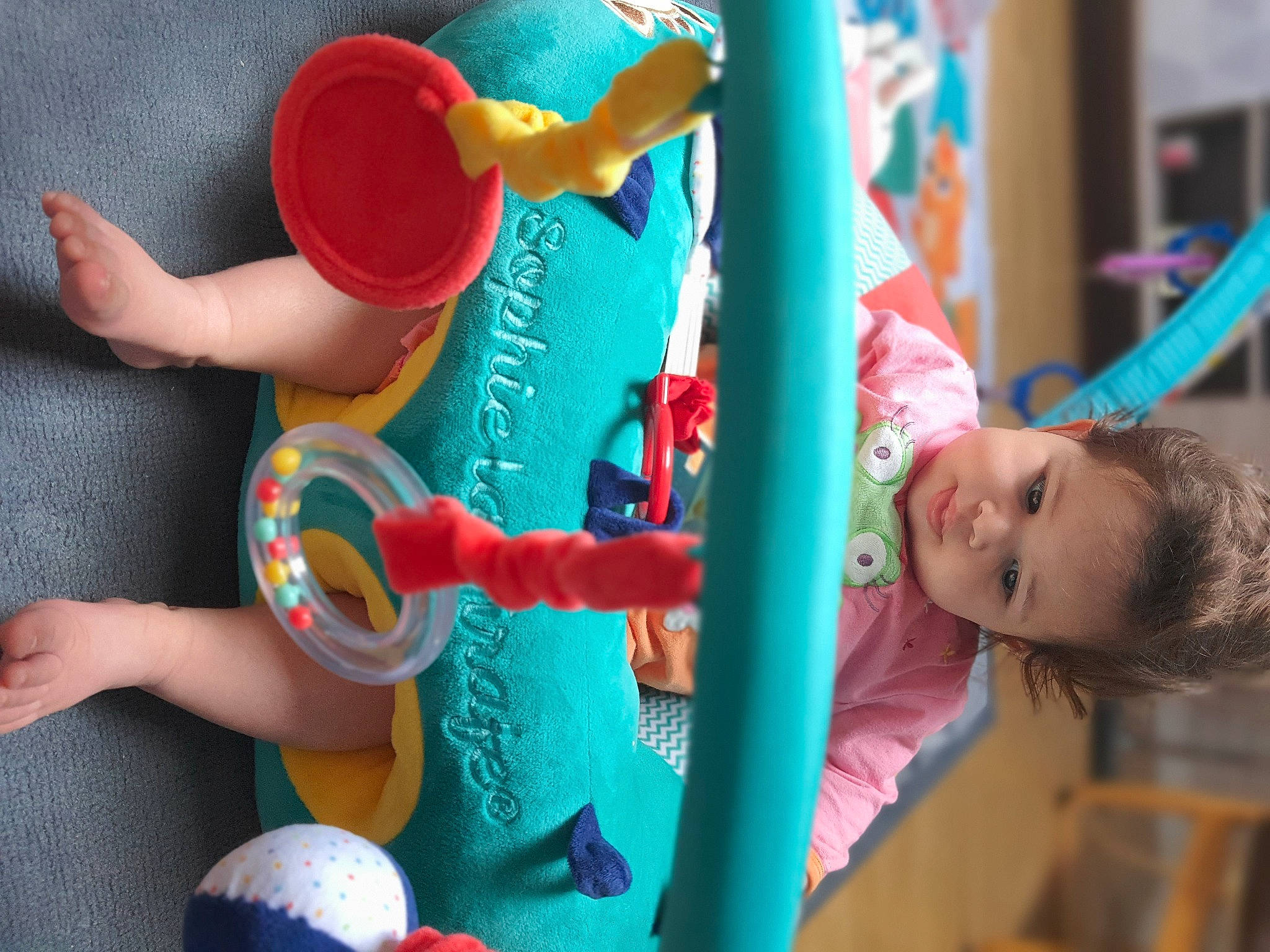 Julia participe au concours pour gagner de l'argent avec cette photo : child, city, electric_blue, event, fun, happy, kindergarten, leisure, magenta, outdoor_play_equipment, person, plastic, play, playground, recreation, red, room, smile, t_shirt, toddler