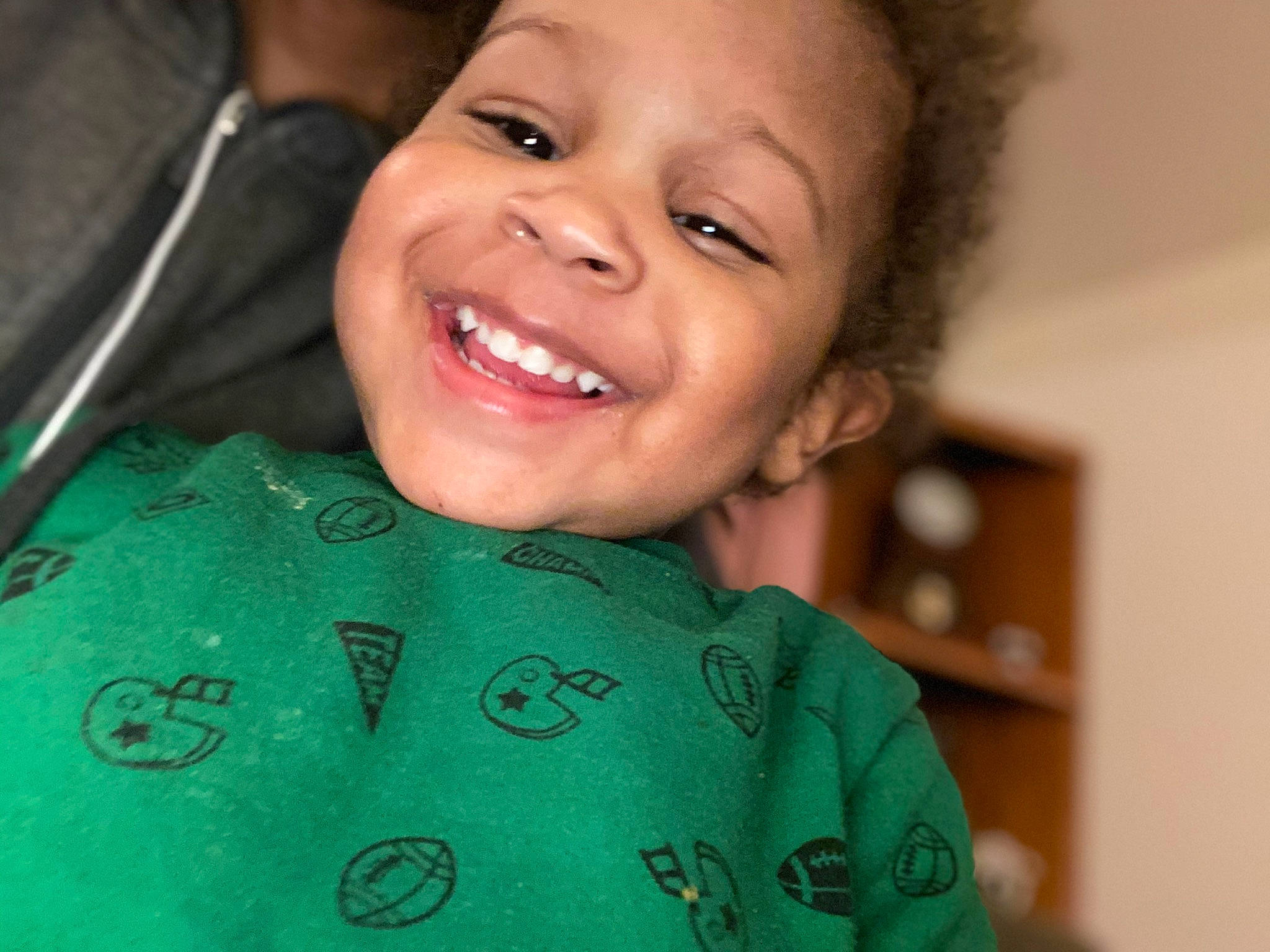 Apollo is registered to the contest to win money with this photo: arm, cheek, chin, eye, eyebrow, eyelash, finger, forehead, gesture, hand, happy, head, iris, joy, lip, mouth, neck, nose, person, skin