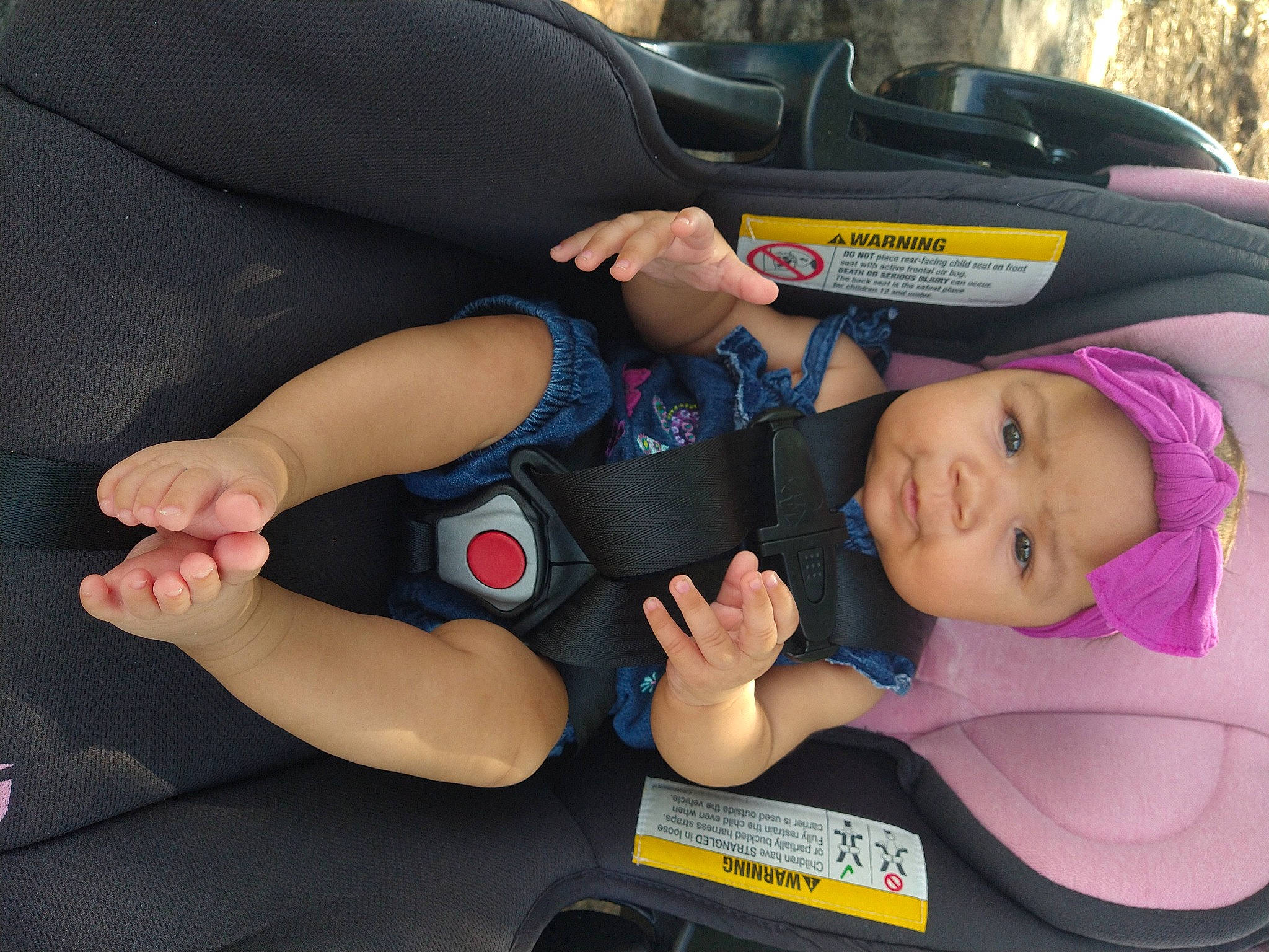 Aviana is registered to the contest to win money with this photo: auto_part, baby, baby_carriage, baby_in_car_seat, baby_products, baby_toddler_clothing, car_seat, child, comfort, family_car, finger, headwear, lap, motor_vehicle, nail, person, steering_wheel, thumb, toddler, tree
