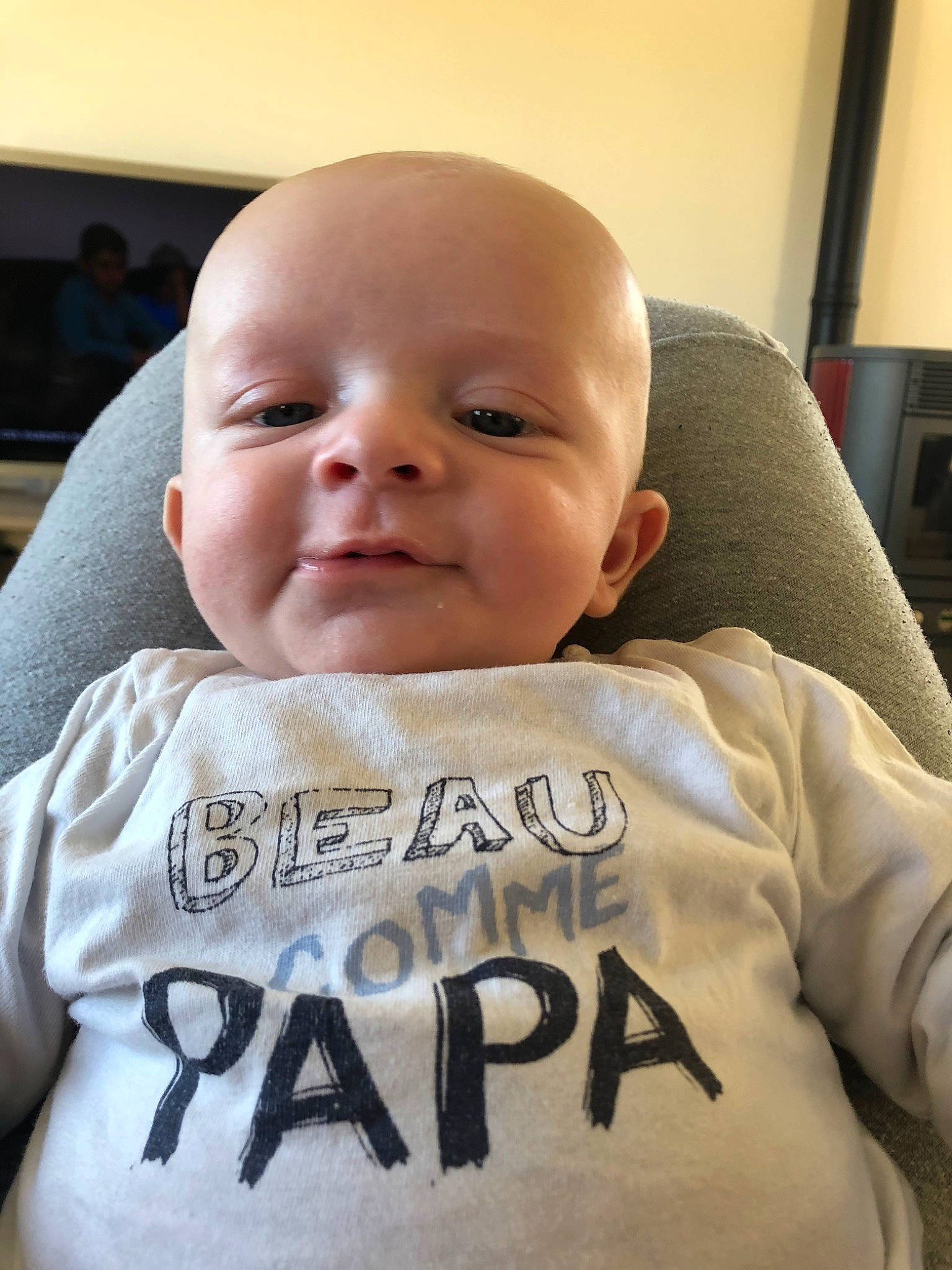 Justin a rejoint le concours — aidez-le/la à gagner de superbes lots ! baby, cheek, child, cool, face, facial_expression, forehead, head, person, skin, smile, toddler, under_exposed