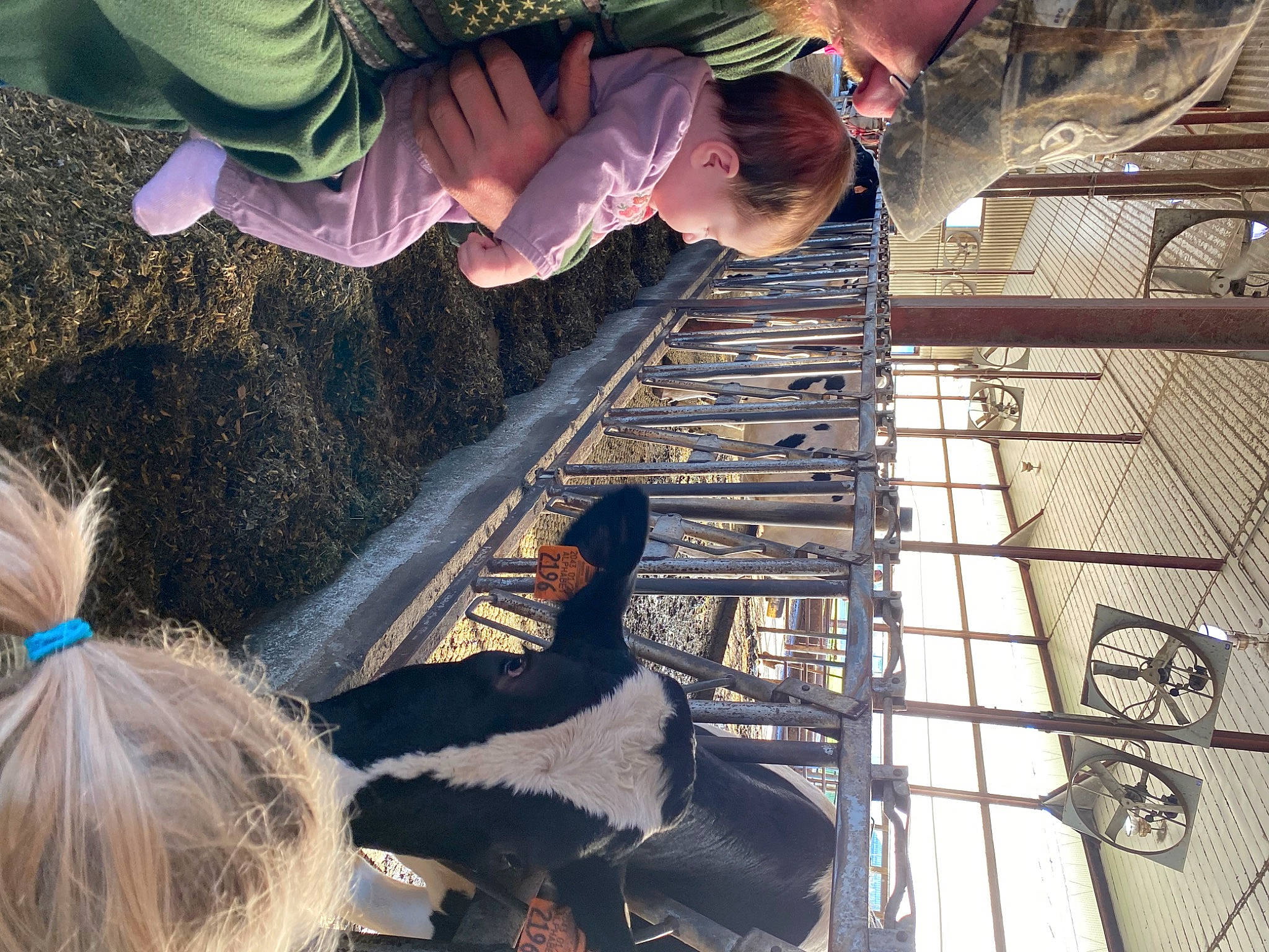 Oaklyn is registered to the contest to win money with this photo: eyewear, flesh, fun, fur, gesture, leisure, metal, person, photograph, recreation, shadow, soil