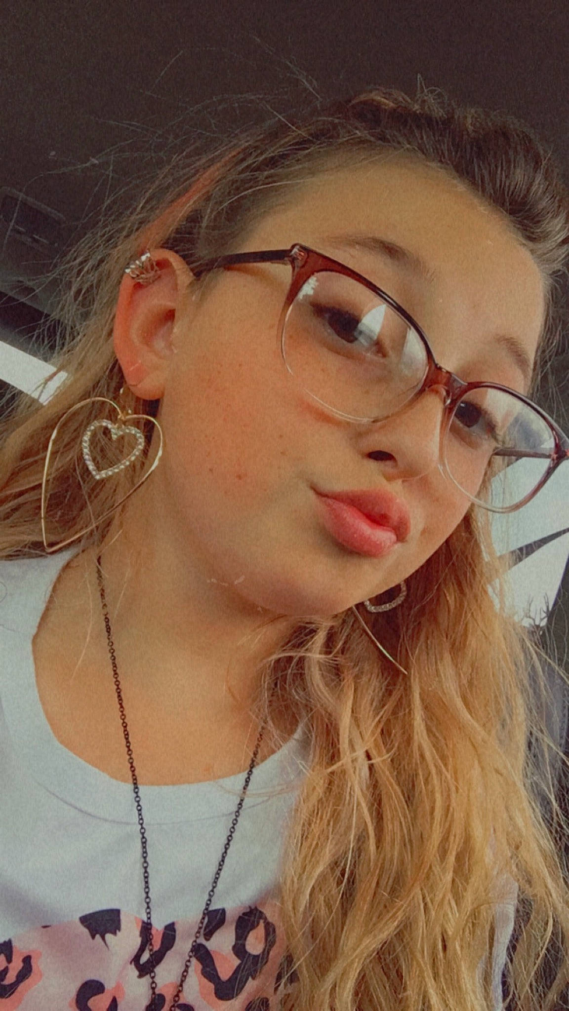 Emmalina is registered to the contest to win money with this photo: cheek, chin, cool, ear, eyebrow, eyelash, eyewear, fashion, forehead, glasses, happy, jaw, layered_hair, lip, mouth, neck, nose, person, skin, sunglasses