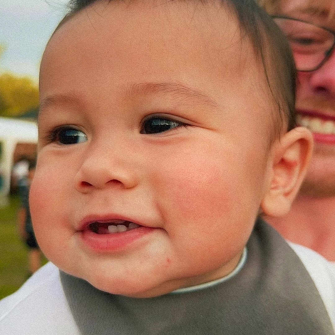 Joh Jr. is registered to the contest to win money with this photo: accessories, baby, bodypart, clothing, earring, face, glasses, happy, head, jewelry, laughing, mouth, people, person, photography, portrait, selfie, smile, t_shirt, teeth