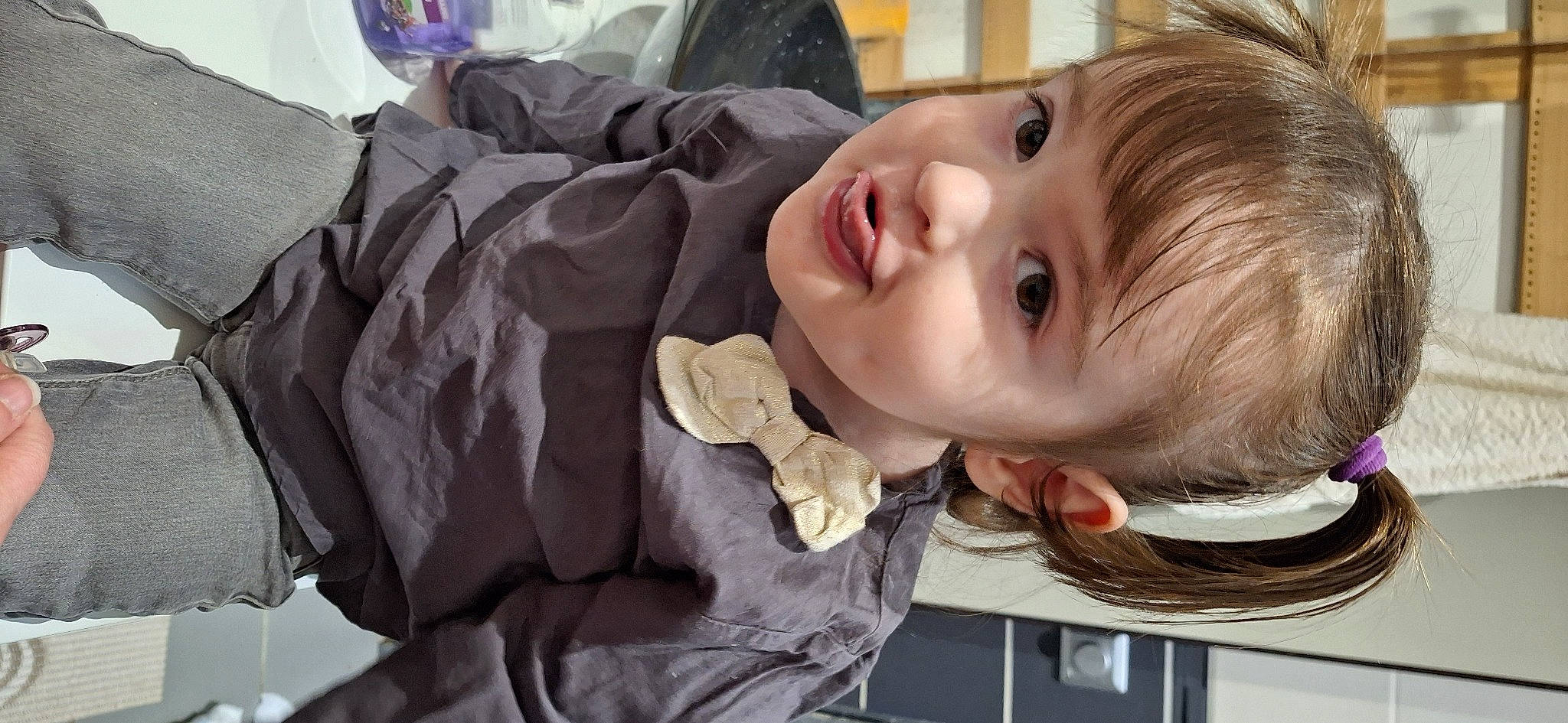 Emy a rejoint le concours — aidez-le/la à gagner de superbes lots ! baby, baby_toddler_clothing, cheek, child, comfort, eyebrow, eyelash, fur, happy, iris, lip, nose, person, sleeve, smile, toddler