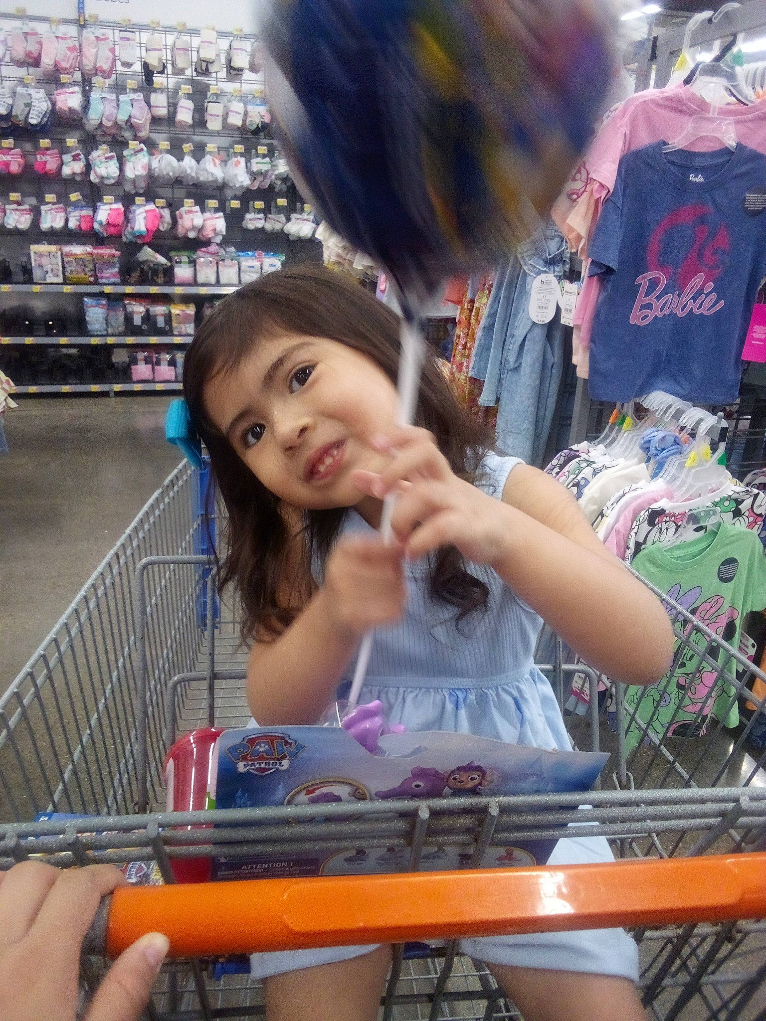 Jazmin is registered to the contest to win money with this photo: beauty, black_hair, city, event, fun, hairstyle, happy, human, human_leg, leisure, magenta, person, pink, retail, shopping, sitting, smile, snapshot, summer, t_shirt